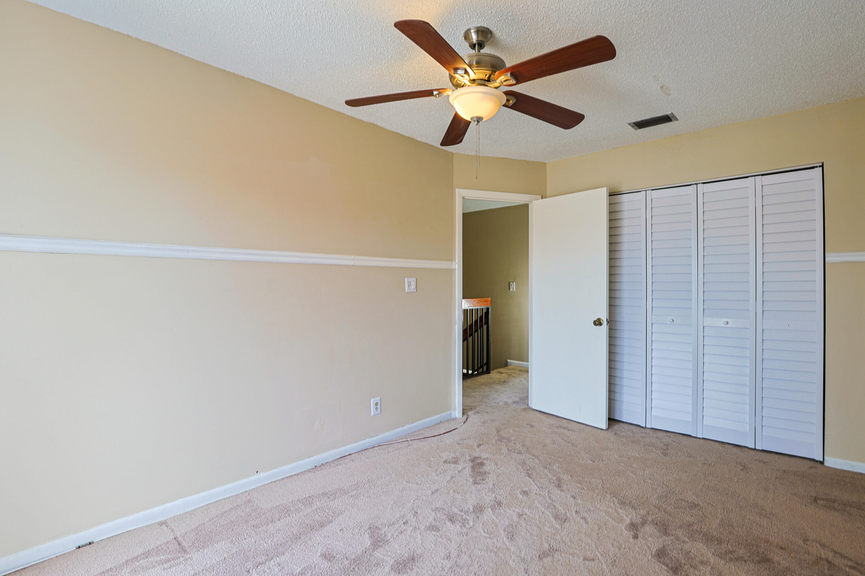 B26068463 Property Photo 20