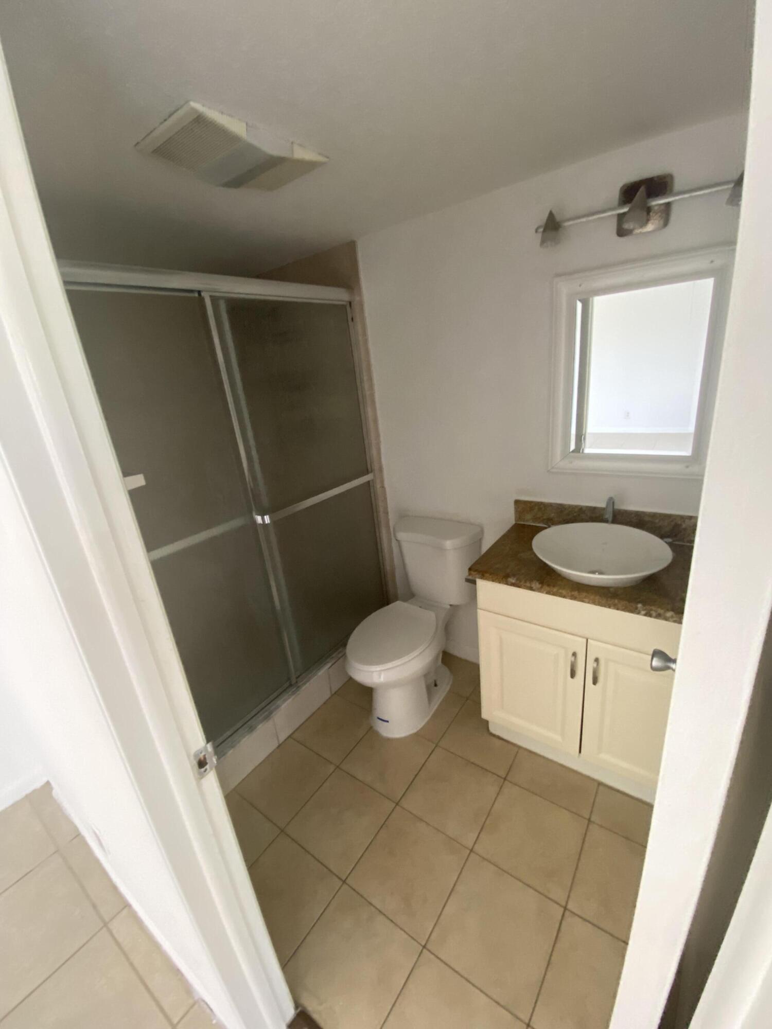2370 Waterside Drive Property Photo 5
