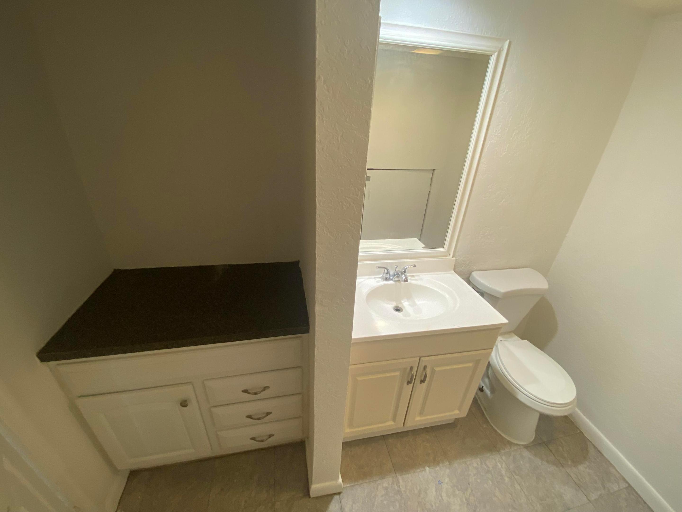 2370 Waterside Drive Property Photo 11