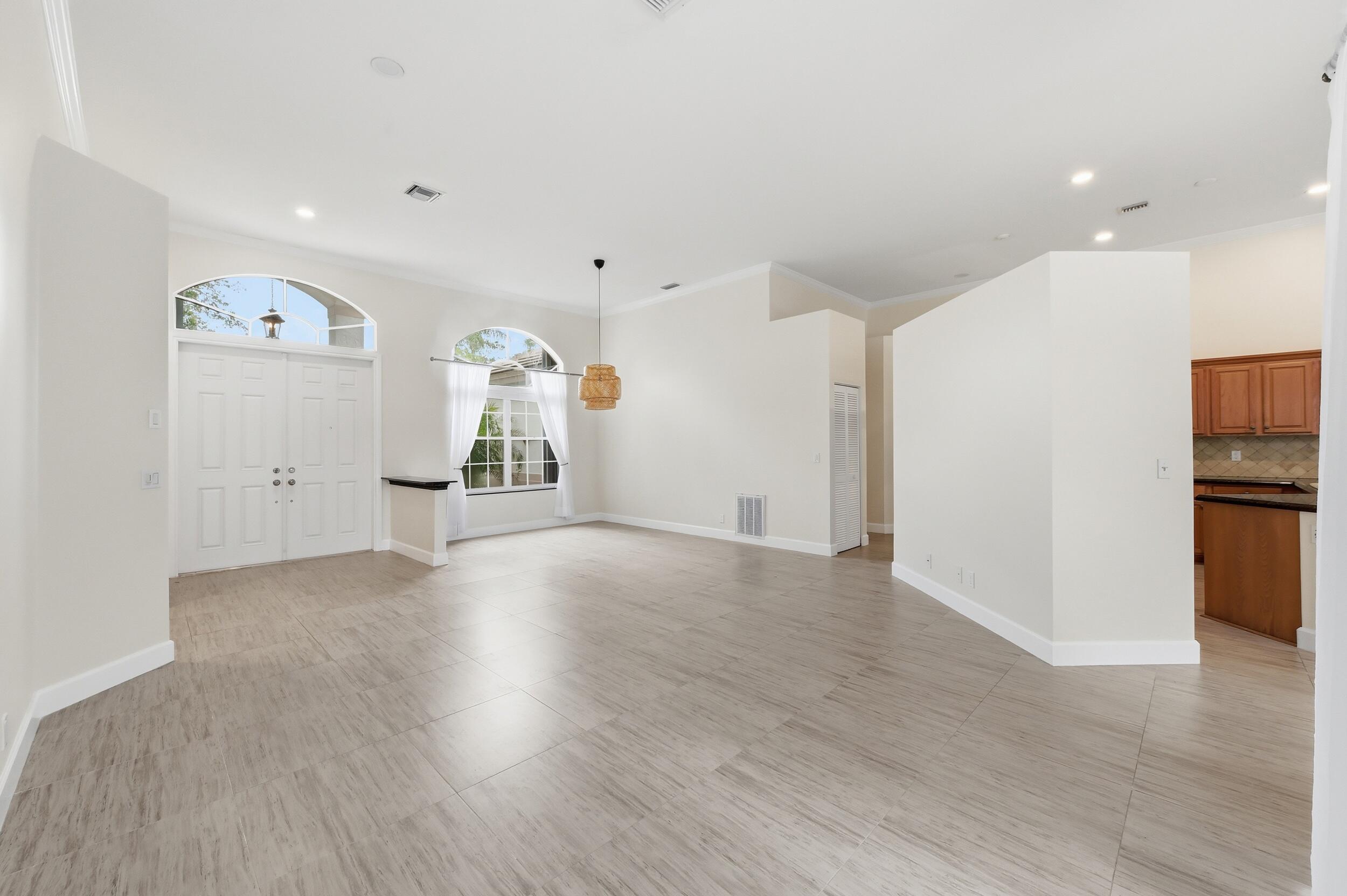 2644 Miller Court Property Photo 6