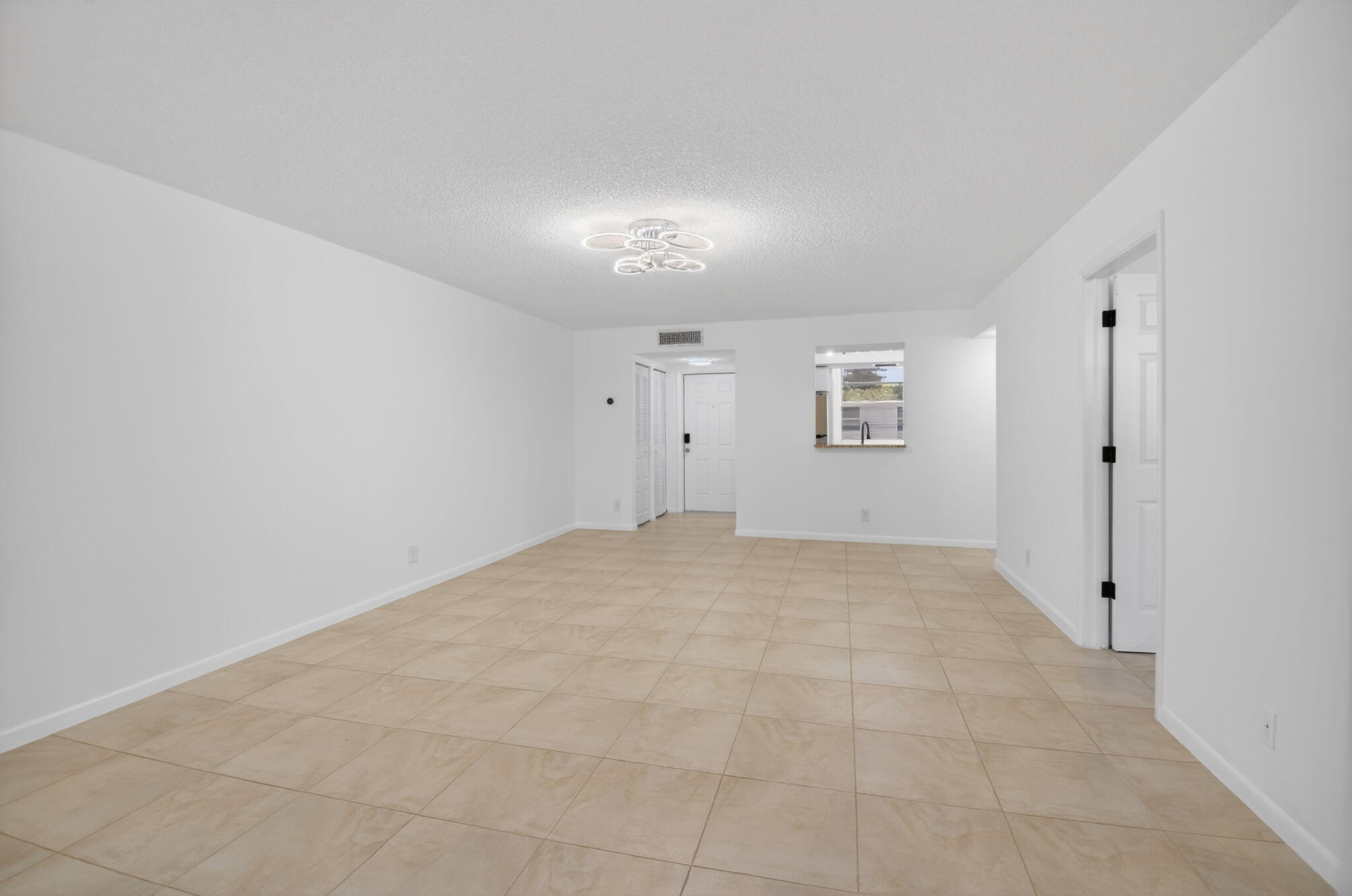 10 Willowbrook Lane 207 Property Photo 21