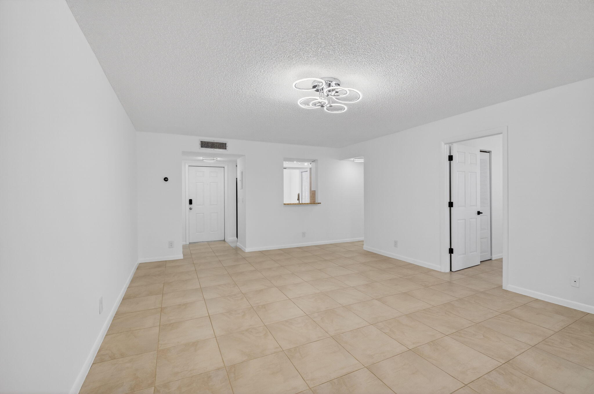 10 Willowbrook Lane 207 Property Photo 27