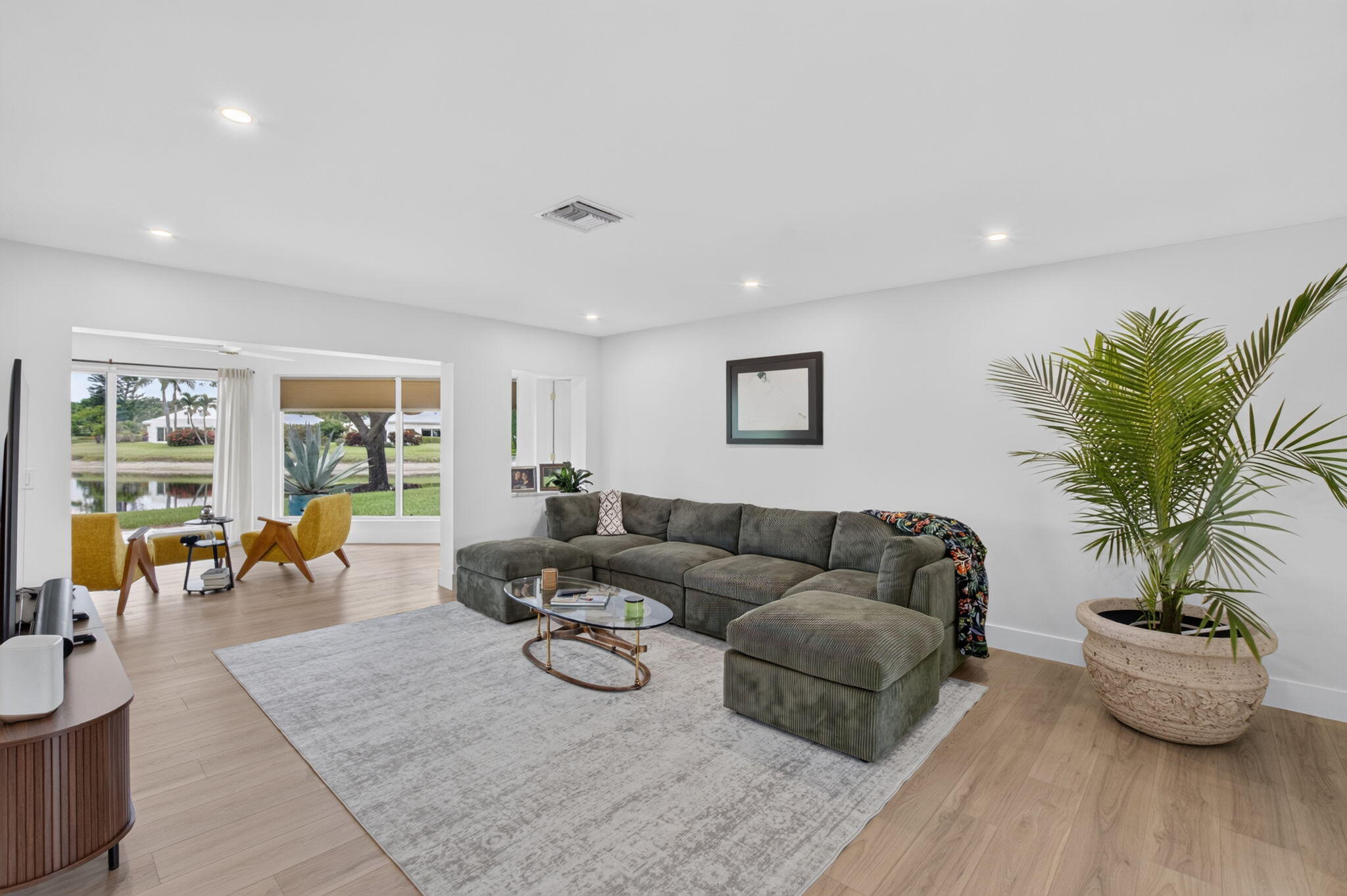 8 Slash Pine Drive Property Photo 9