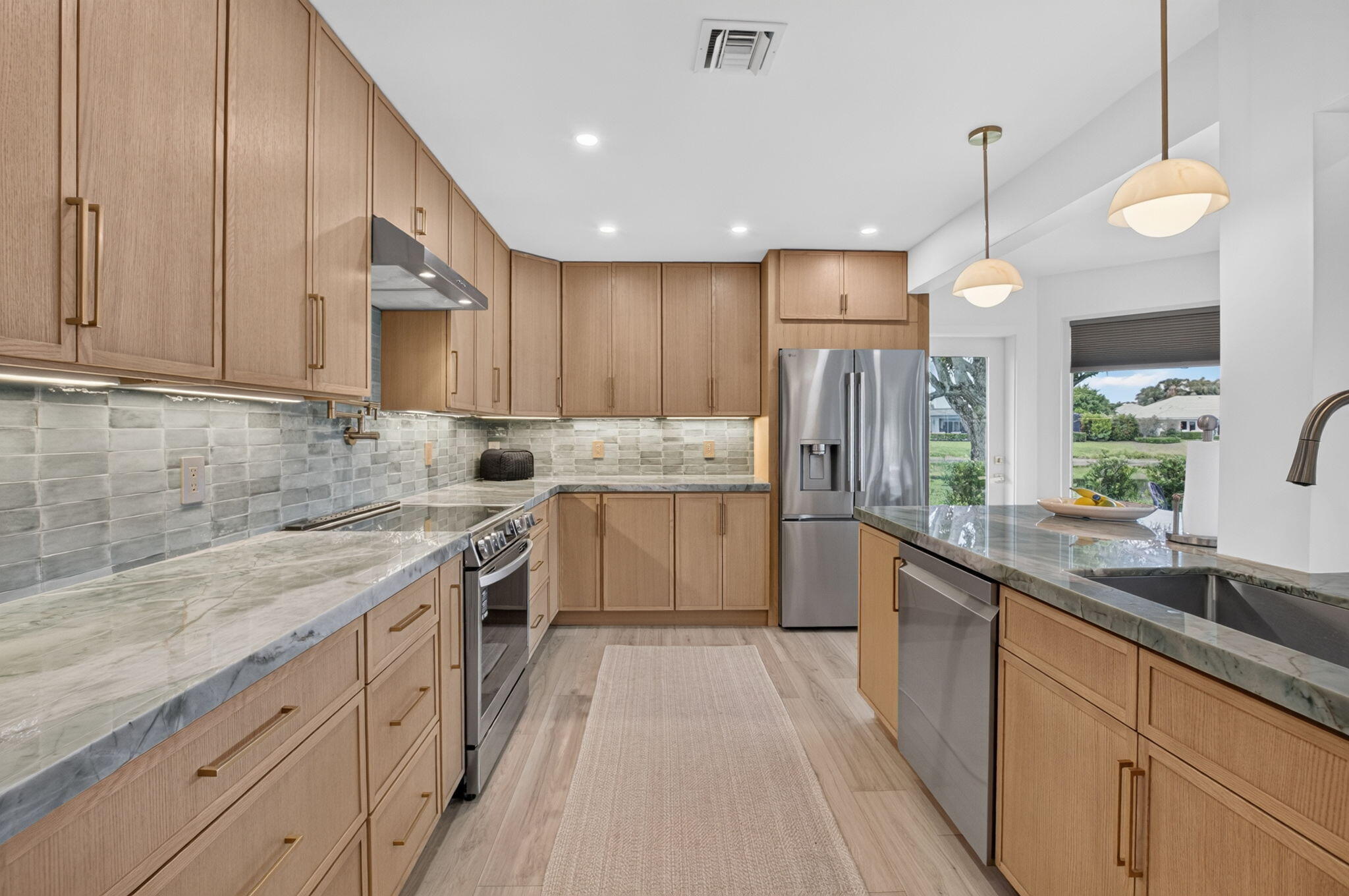 8 Slash Pine Drive Property Photo 14