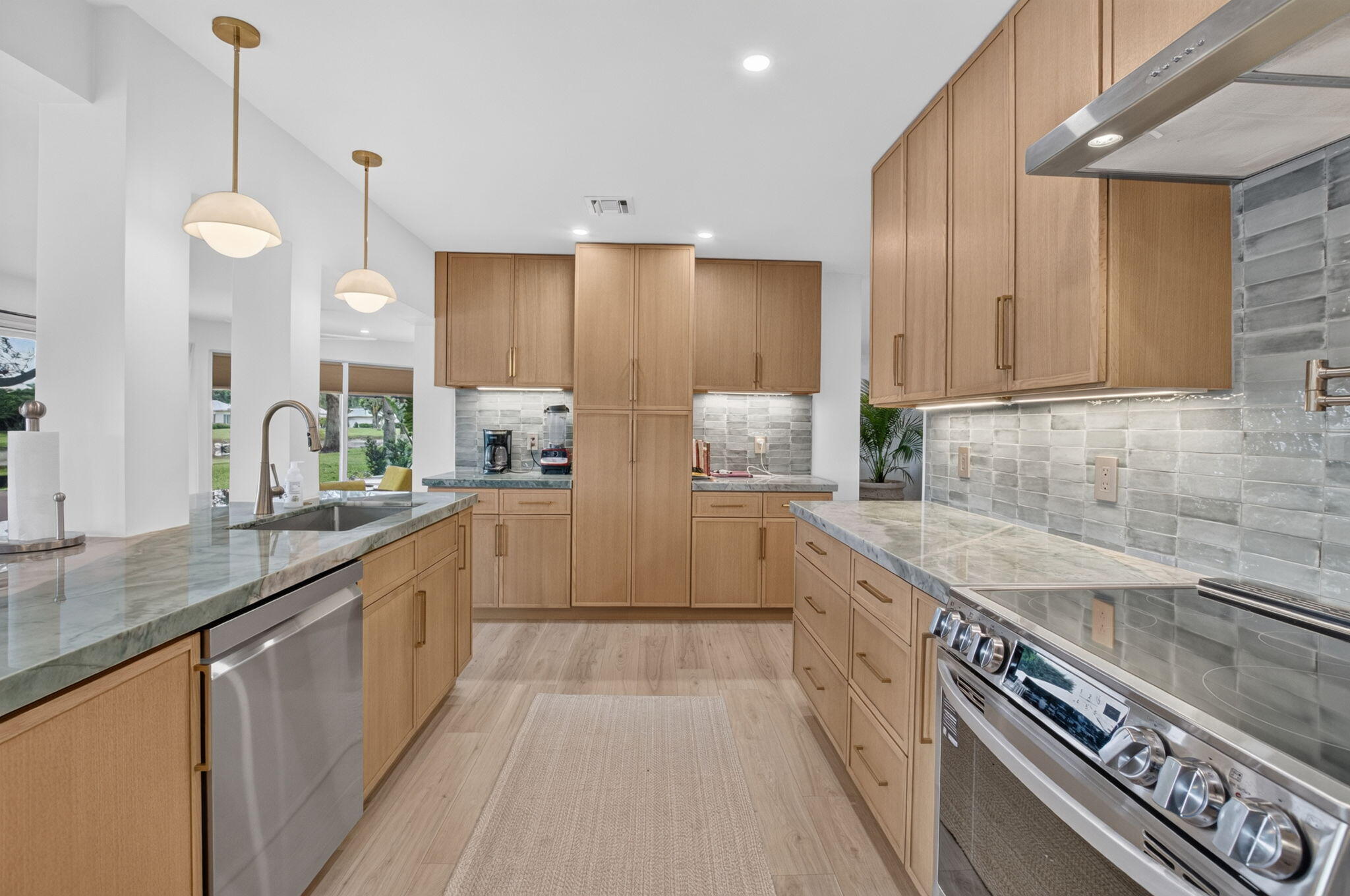 8 Slash Pine Drive Property Photo 17