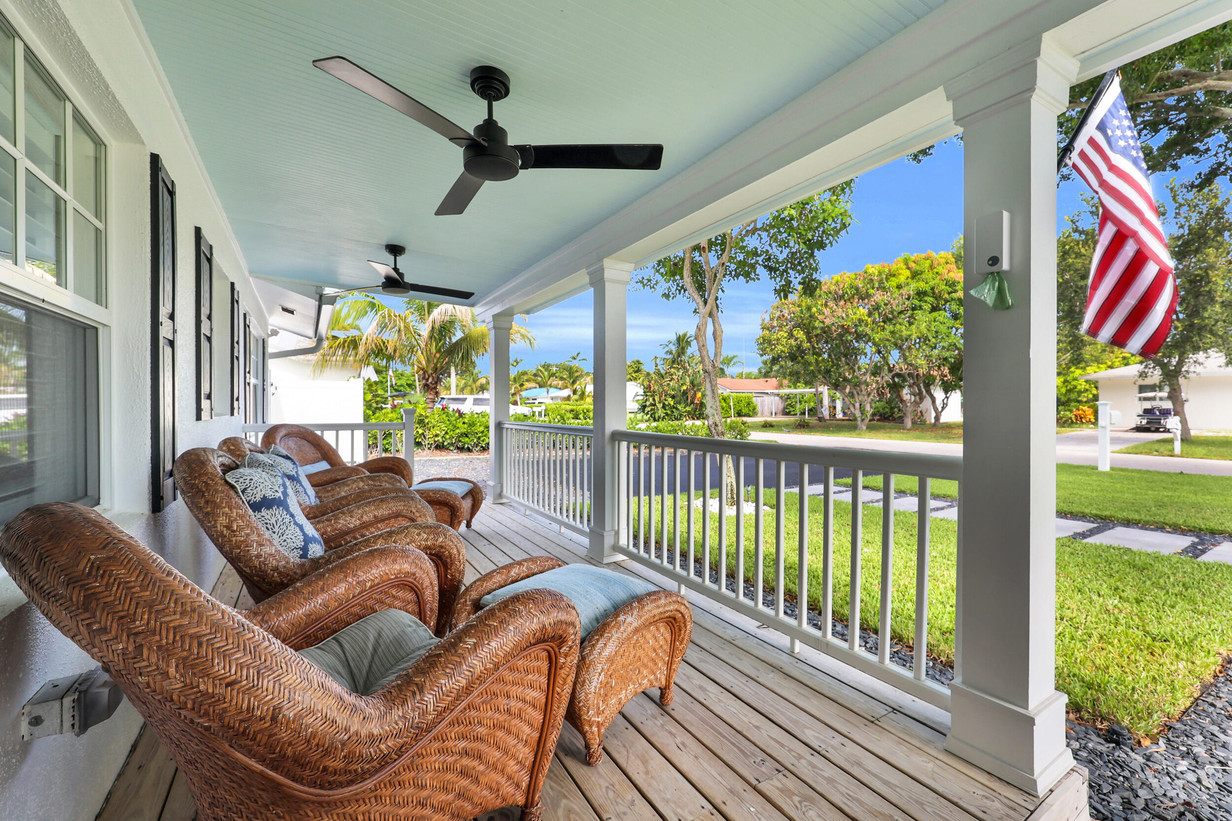 8 Windsor Road W Property Photo 5