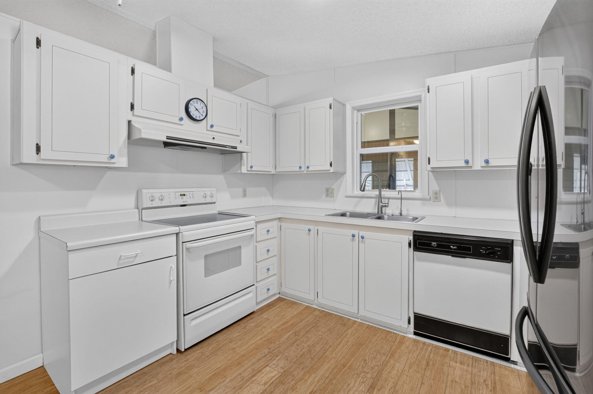 51004 Galina Bay Property Photo 5