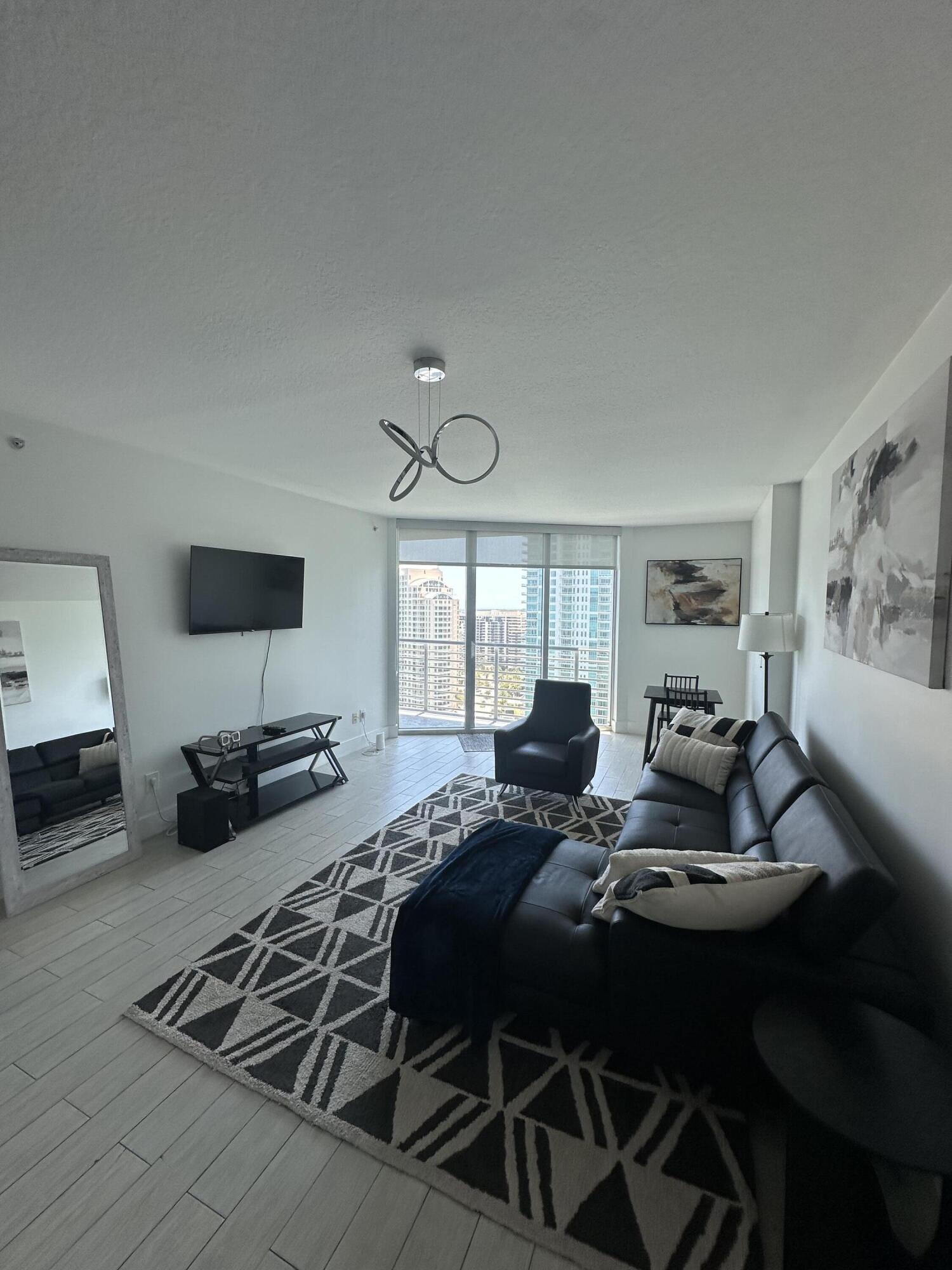 325 S Biscayne Boulevard 2617 Property Photo 7