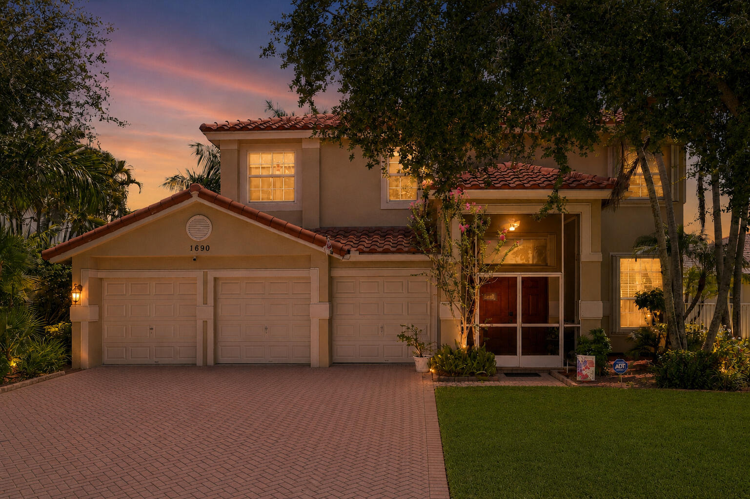 1690 Corsica Drive Property Photo 1