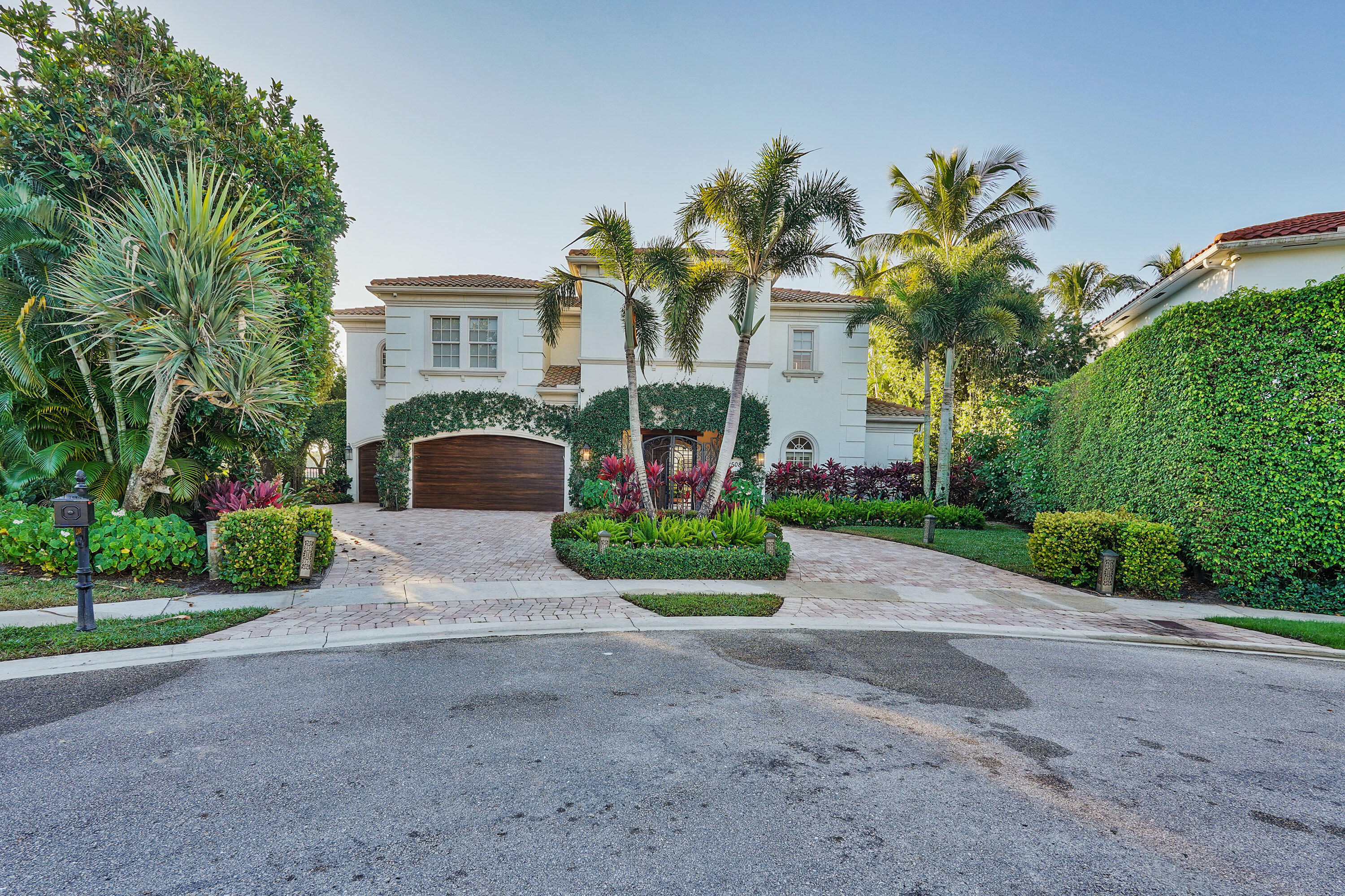 2508 Mizner Lake Court Property Photo 1