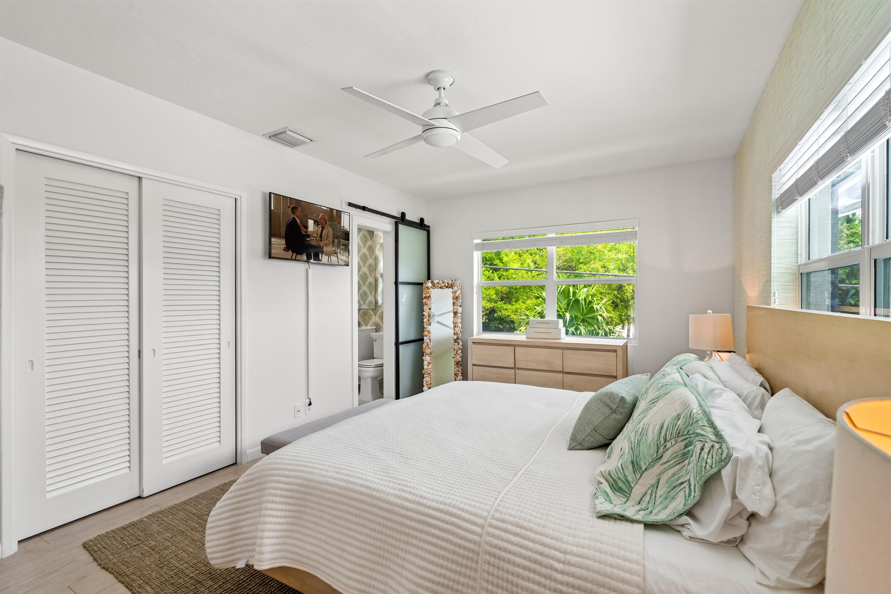 1025 Casuarina Road 7 Property Photo 12