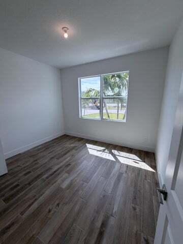 6560 Se Park Trace Drive Property Photo 4