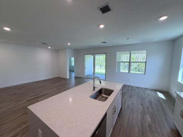 6560 Se Park Trace Drive Property Photo 8