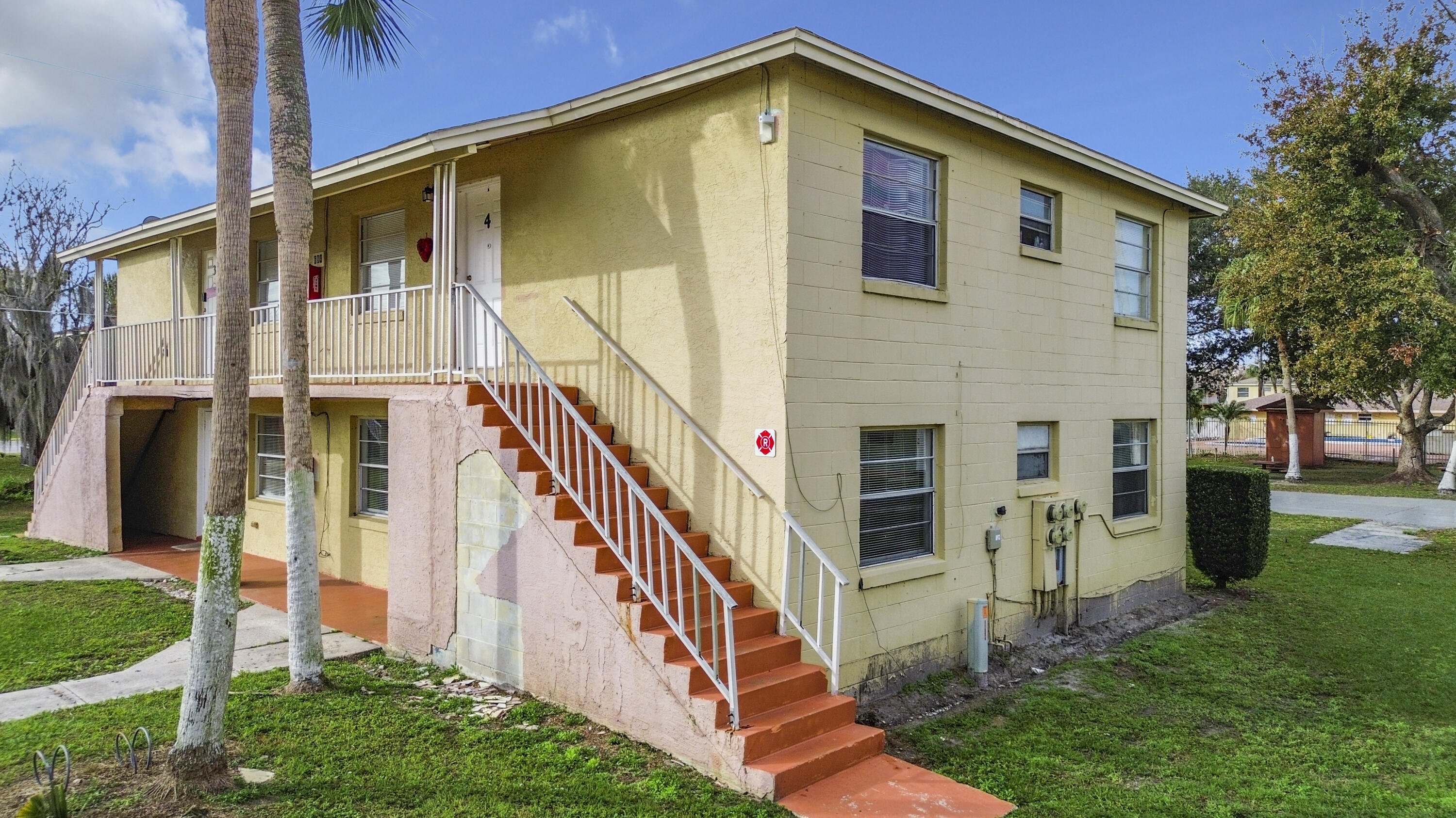 694 MICHIGAN Court 2 Property Photo 1