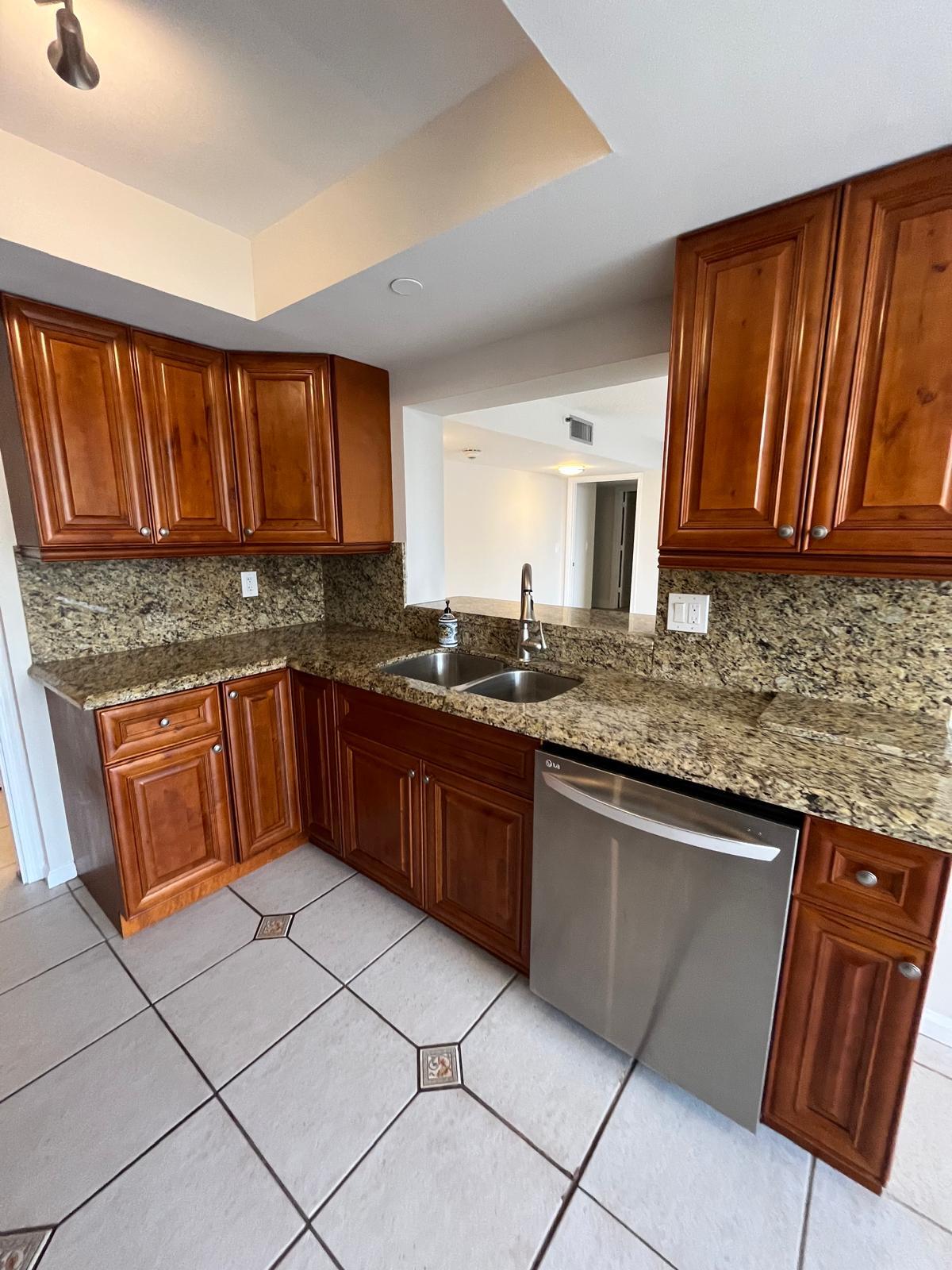 3555 S Ocean Boulevard 411 Property Photo 4