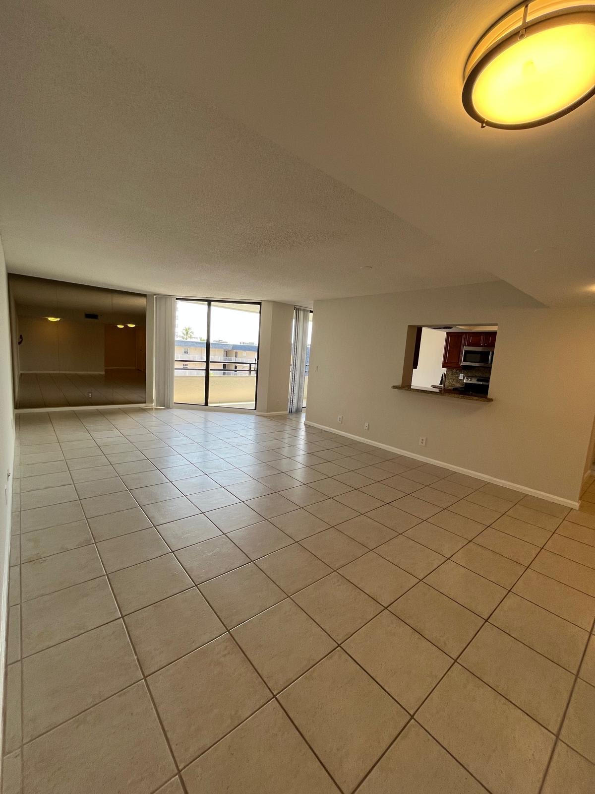 3555 S Ocean Boulevard 411 Property Photo 8
