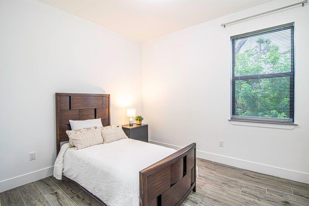 15101 Brainbridge Circle Property Photo 11