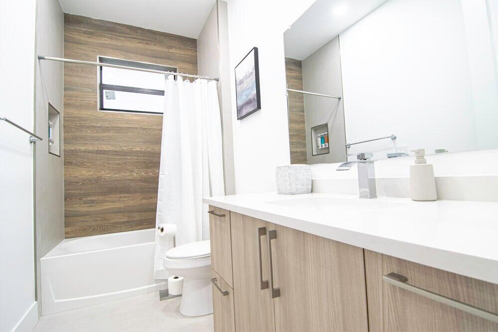 15101 Brainbridge Circle Property Photo 14