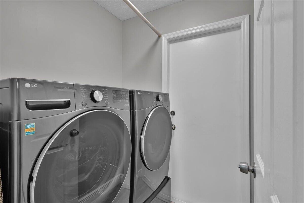 838 Sw Sail Terrace Property Photo 15