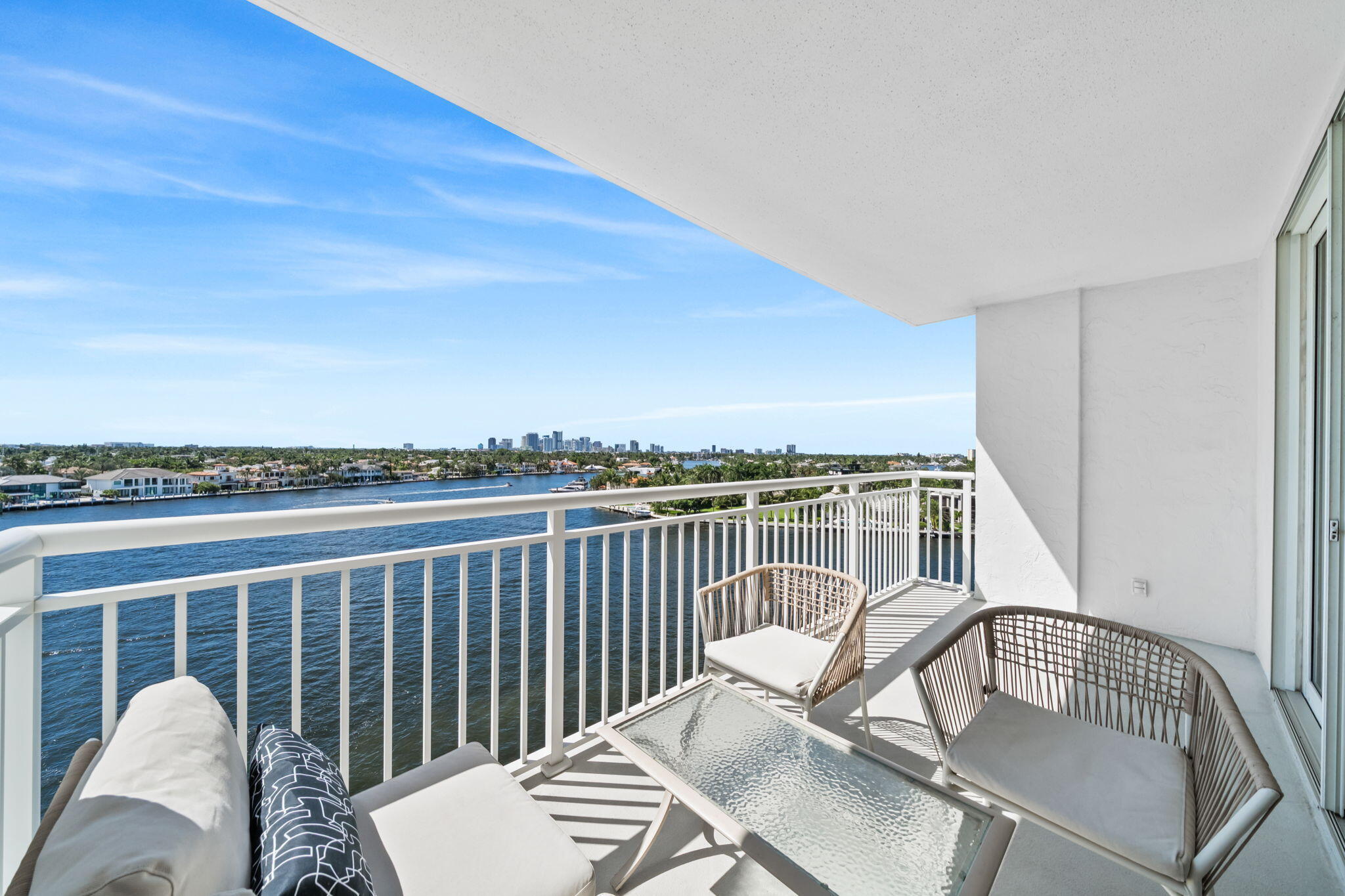 511 Bayshore Drive 810 Property Photo 24