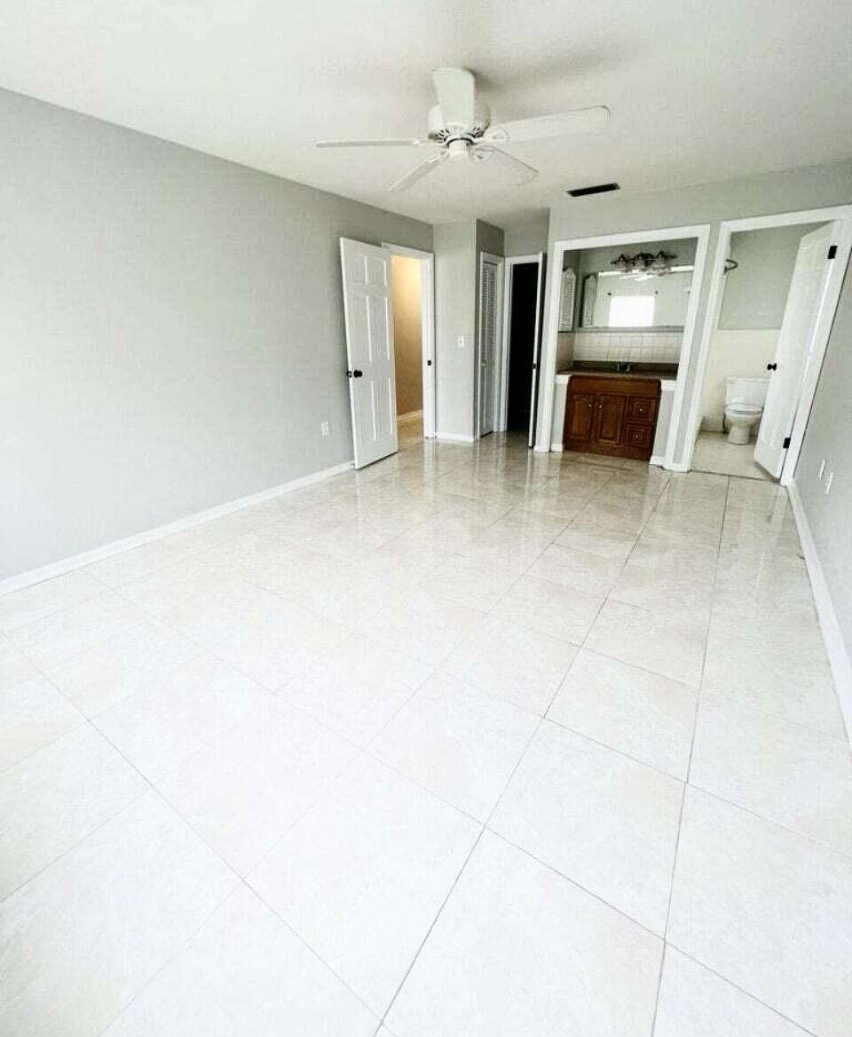 2118 Se Morningside Boulevard Property Photo 6