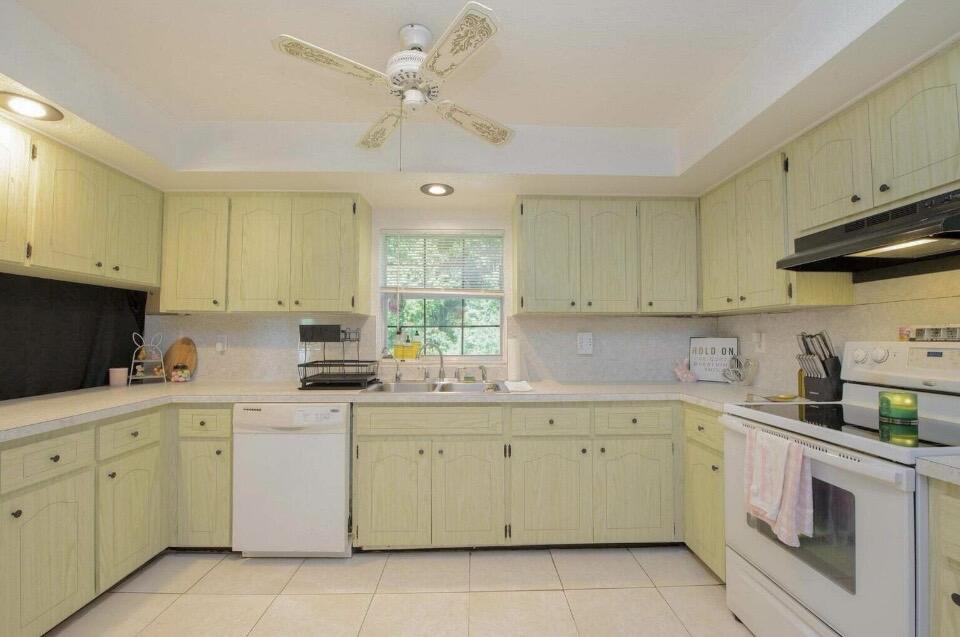 2118 Se Morningside Boulevard Property Photo 13