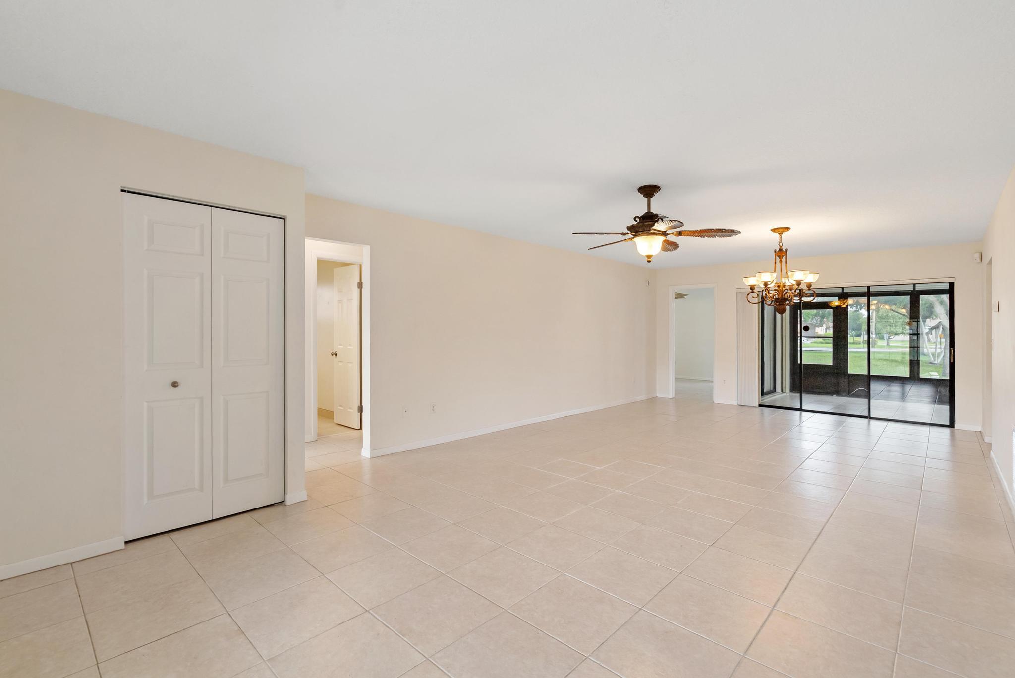6315 Tall Cypress Circle Property Photo 5