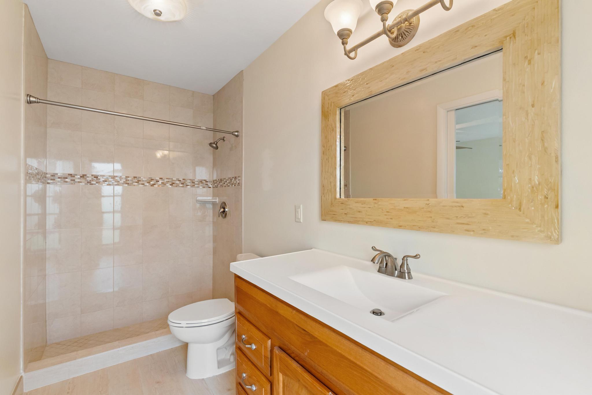6315 Tall Cypress Circle Property Photo 9