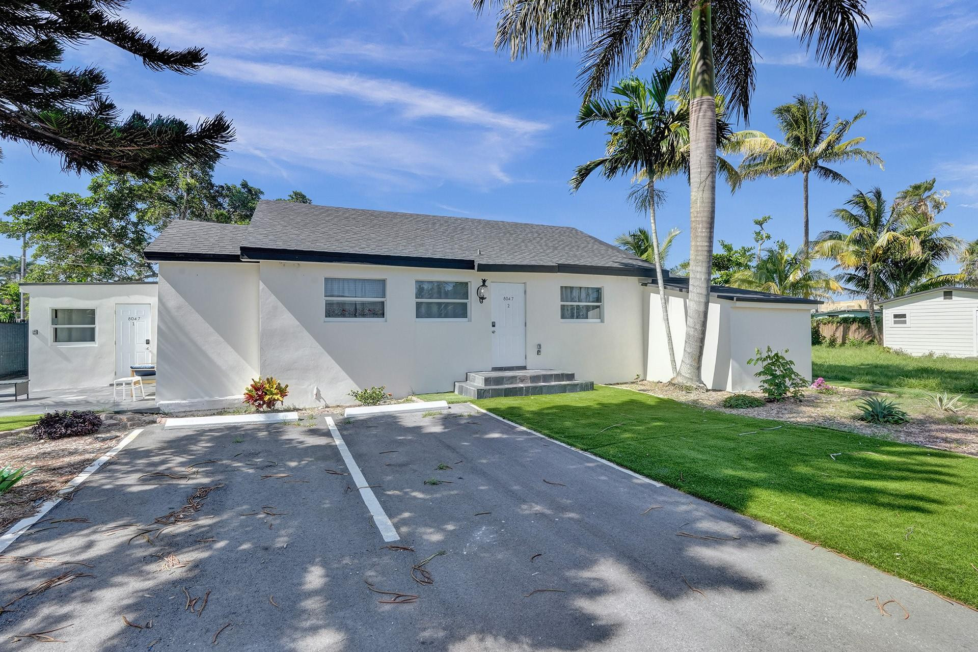 8047 Nw 1st Place Property Photo 2
