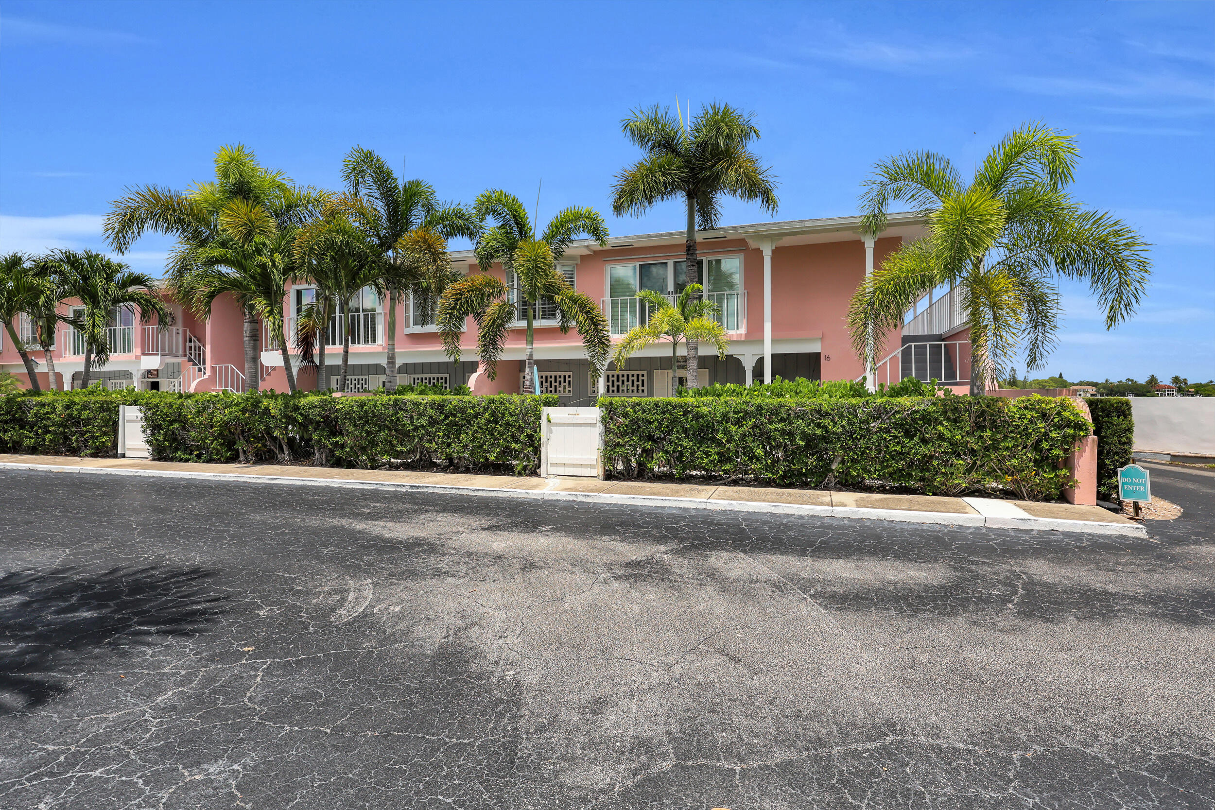 475 Tequesta Drive 16 Property Photo 1