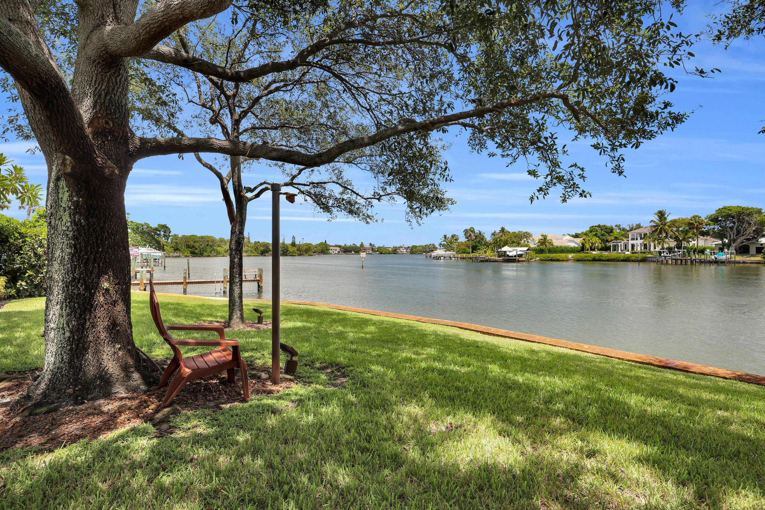 475 Tequesta Drive 16 Property Photo 25