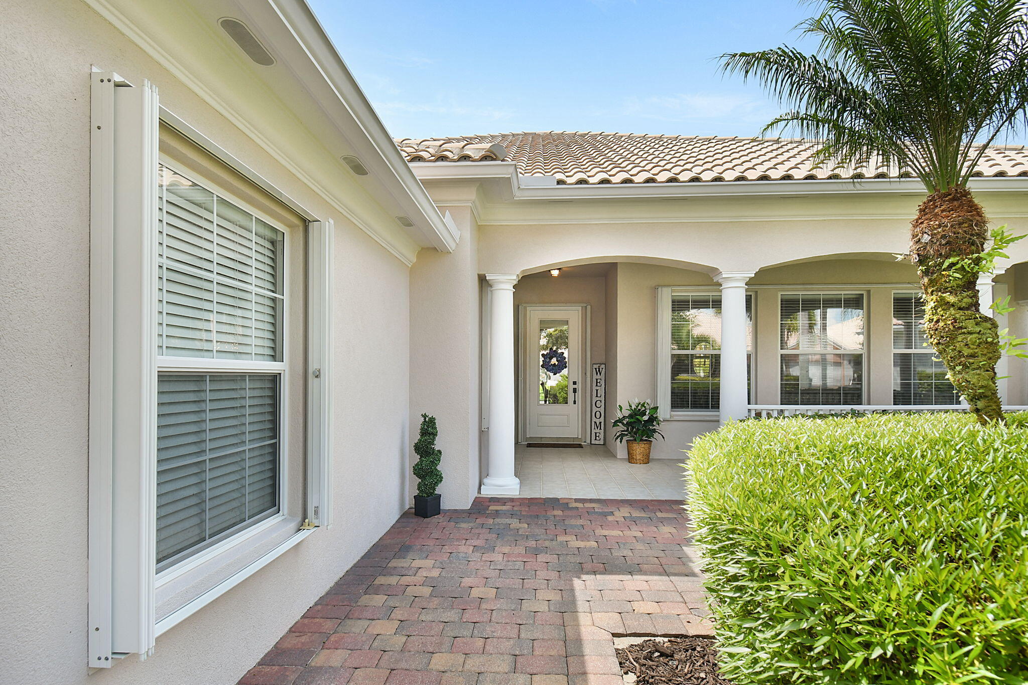 11423 Sw Olmstead Drive Property Photo 4