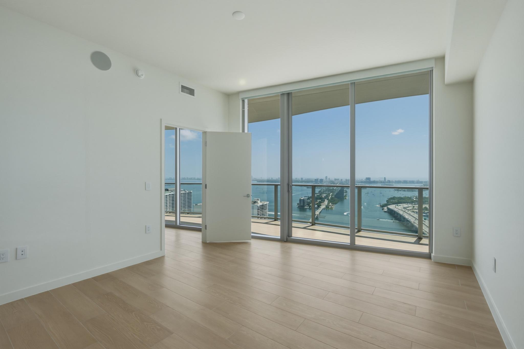 1400 Biscayne Boulevard 4304 Property Photo 14