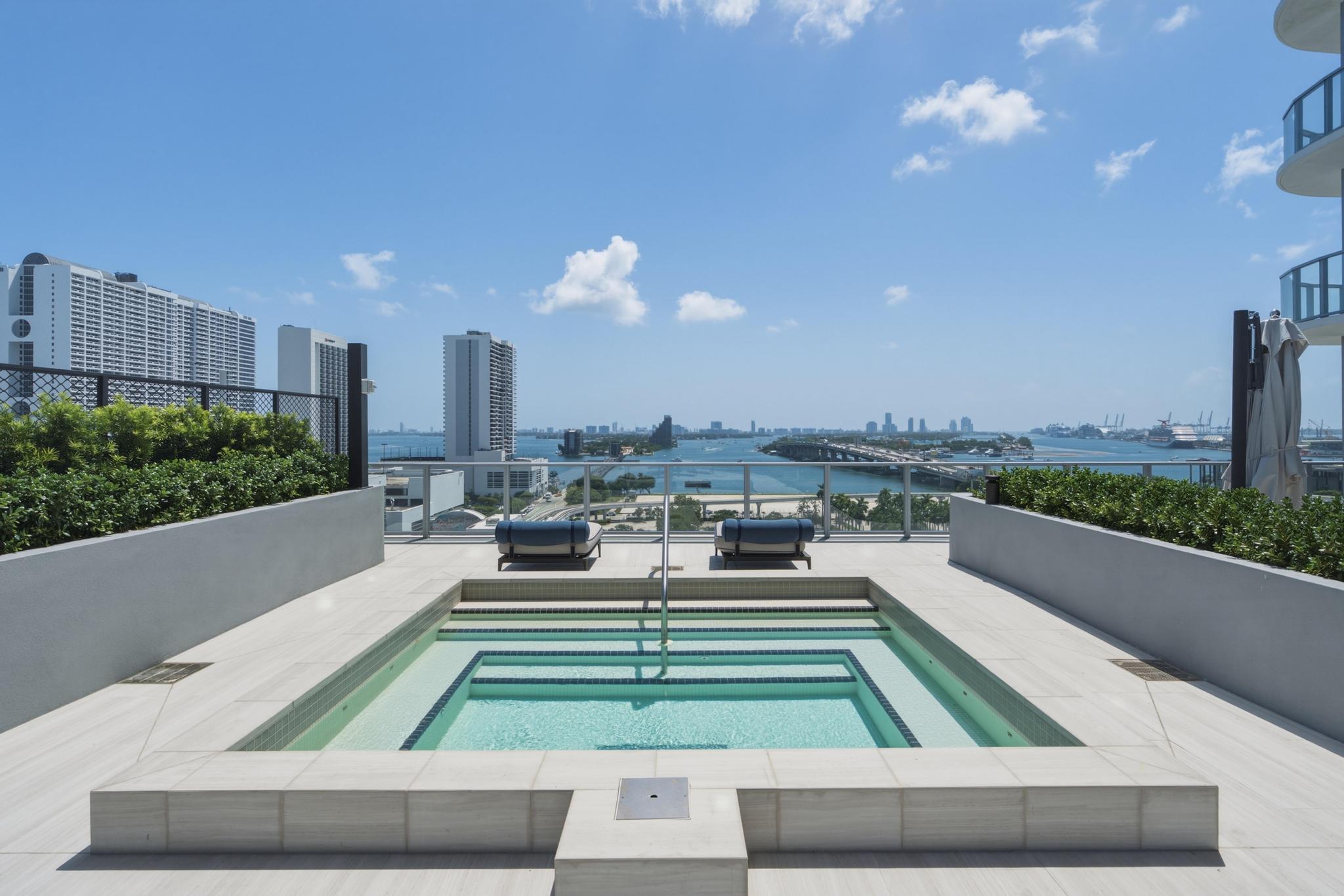1400 Biscayne Boulevard 4304 Property Photo 36