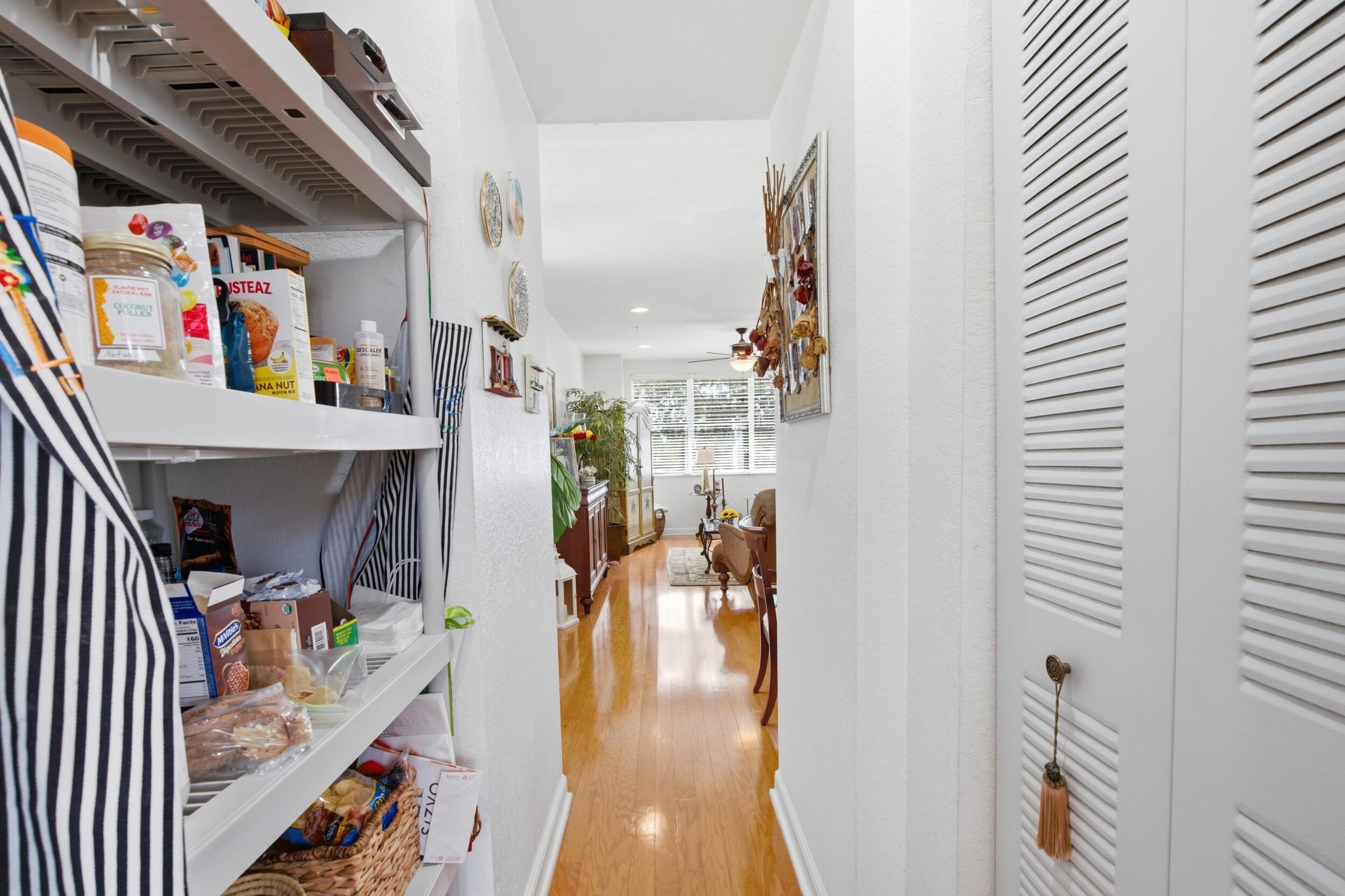960 Millbrae Court 6 Property Photo 15