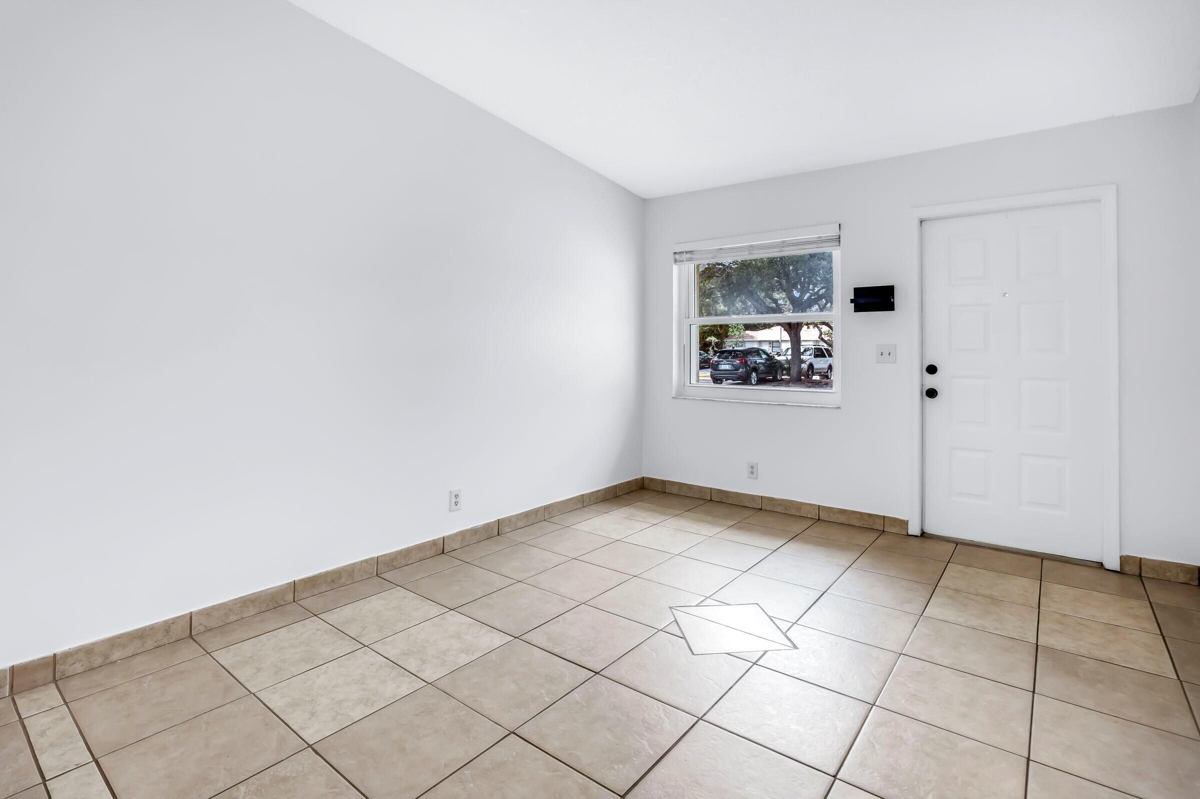 5020 Sanctuary Way C Property Photo 4
