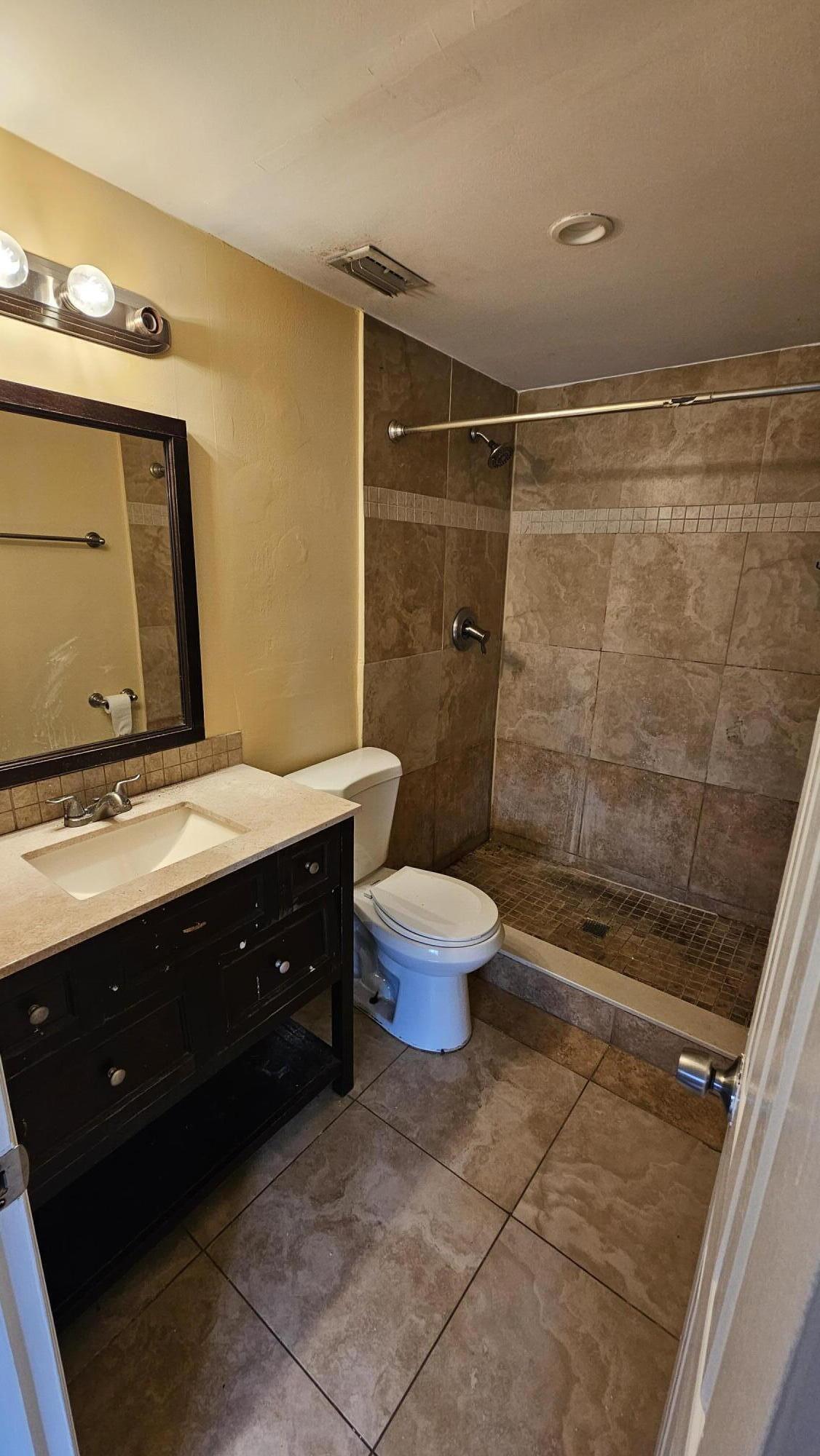 4621 Nw 88th Avenue 4621 Property Photo 6