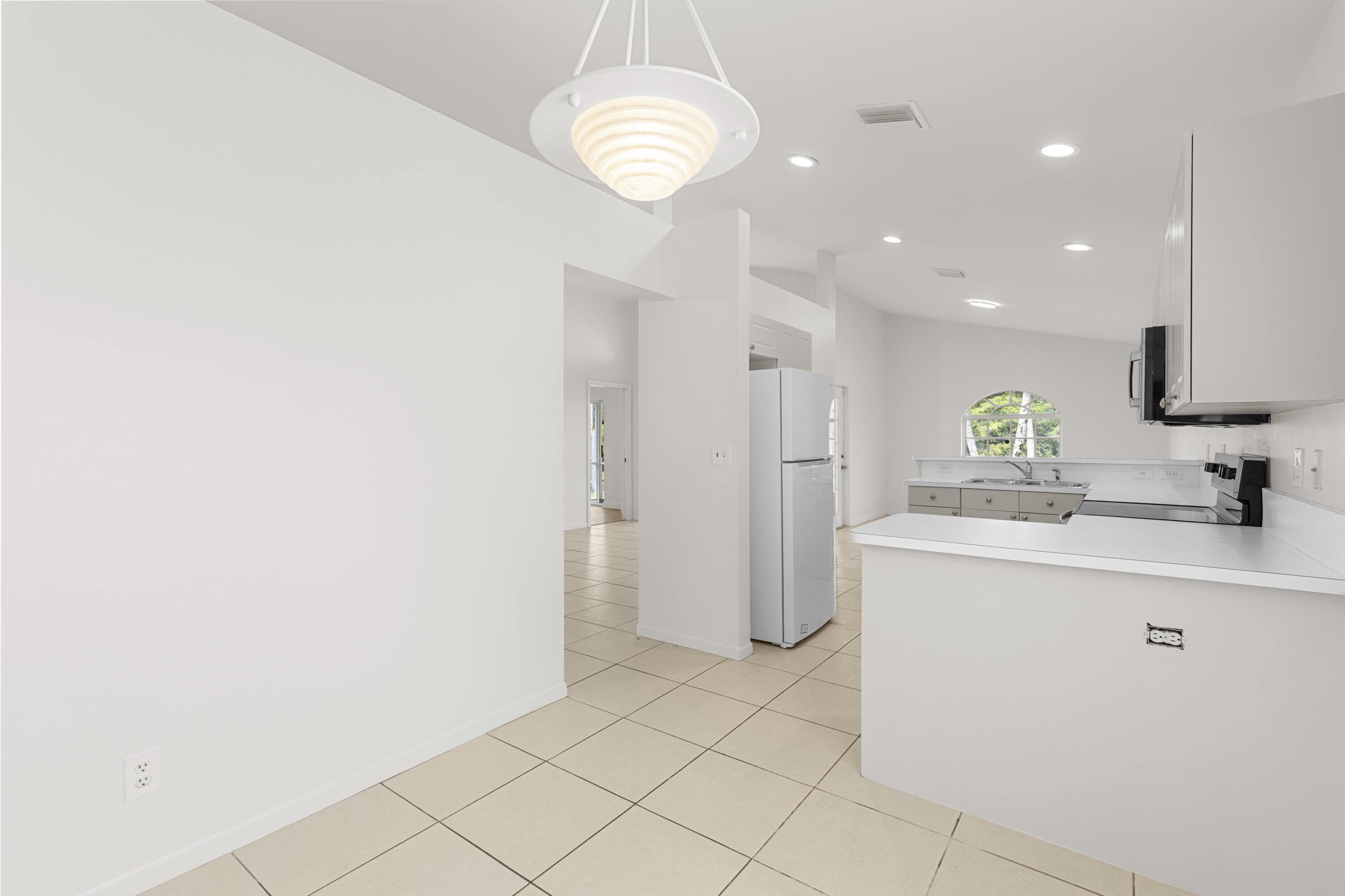 1815 Barnstable Road Property Photo 8