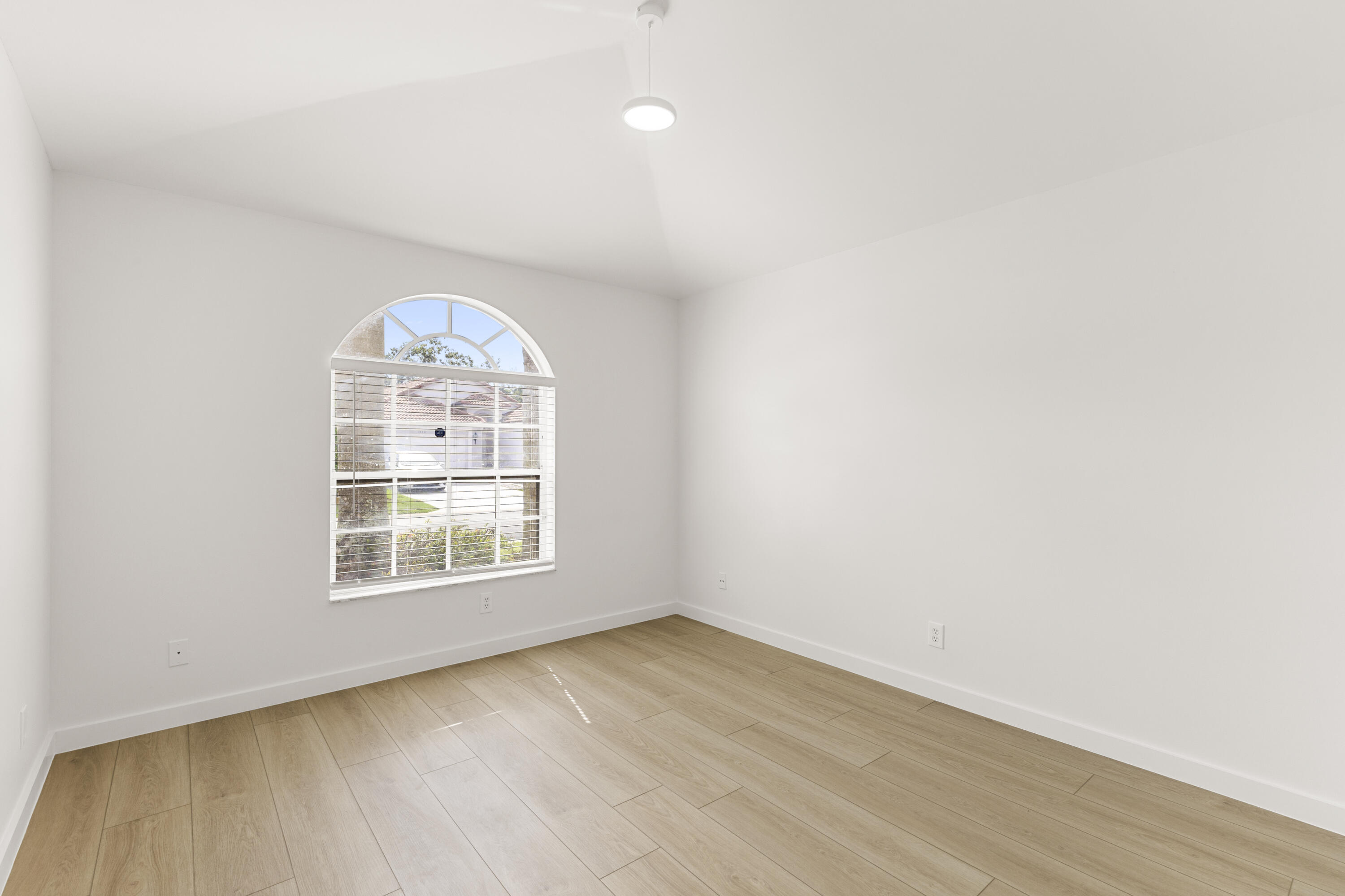 1815 Barnstable Road Property Photo 24