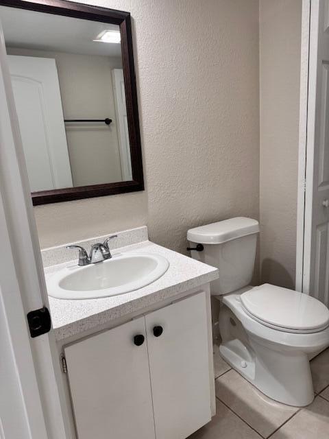904 9th Court Property Photo 5