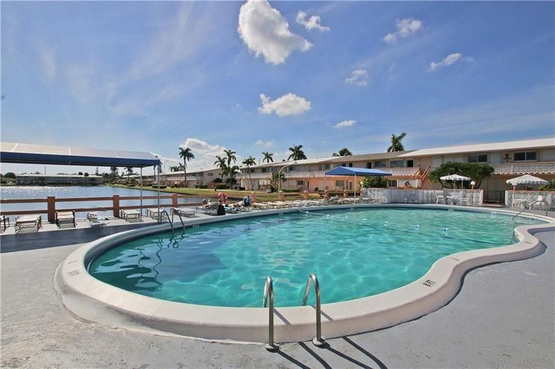 925 Sw 11th Avenue Unit J17 Property Photo 44