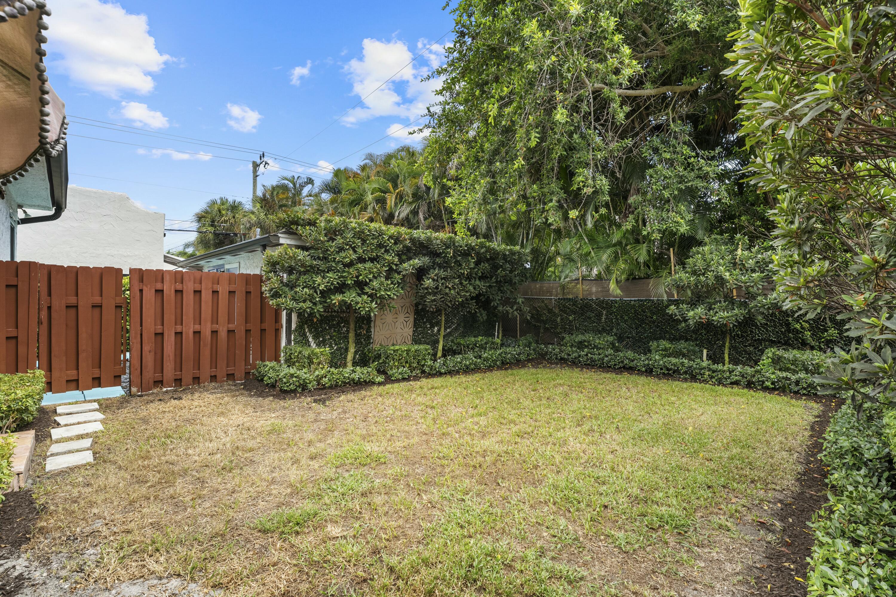416 Westwood Road Property Photo 14