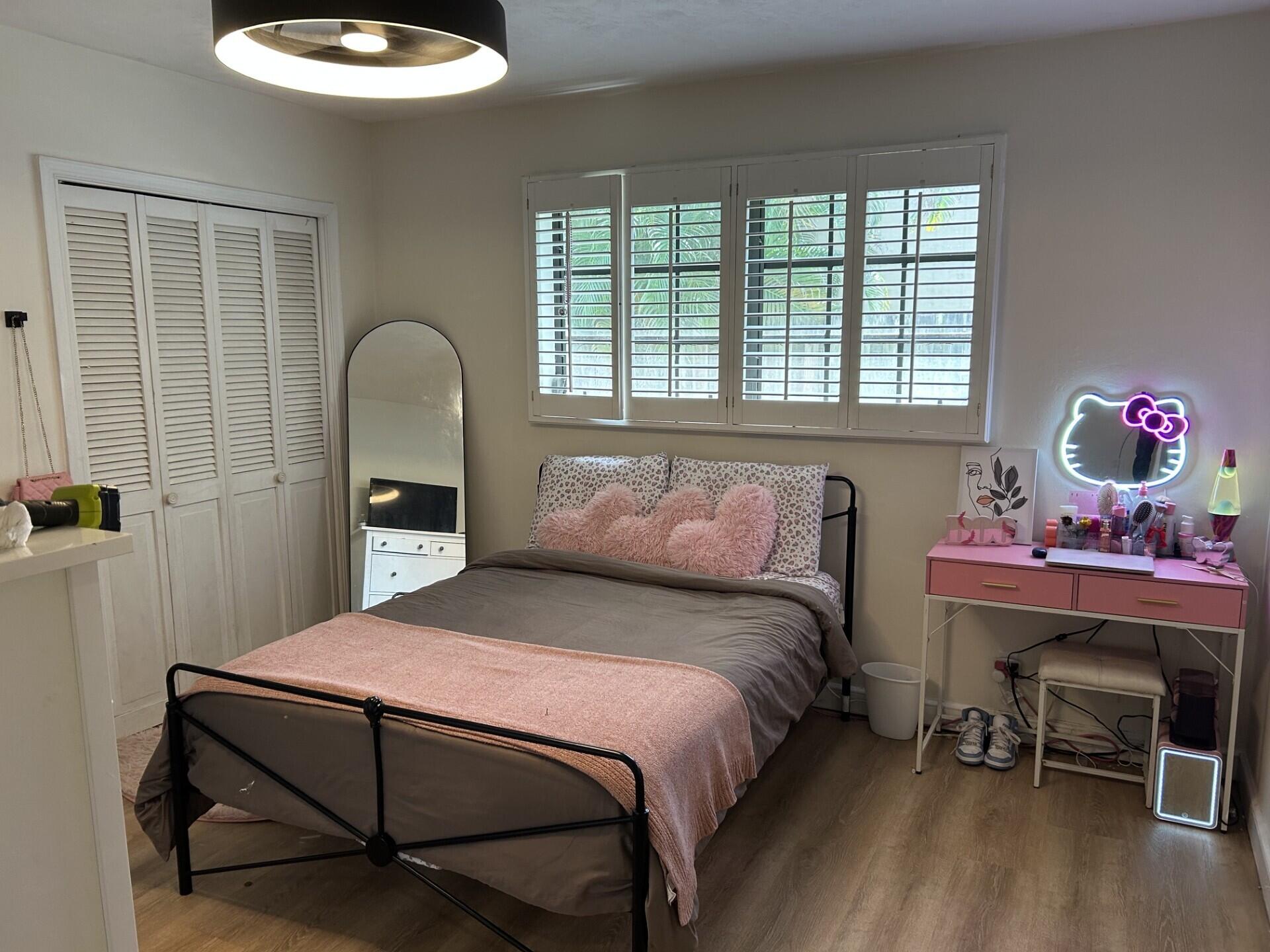 560 S Lake Dasha Drive Property Photo 12