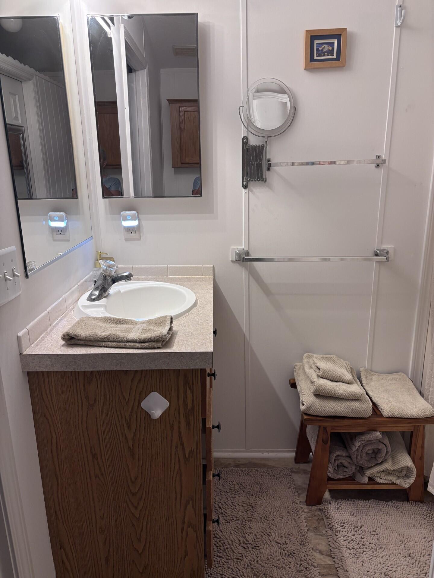 199 Imperial Way Property Photo 28