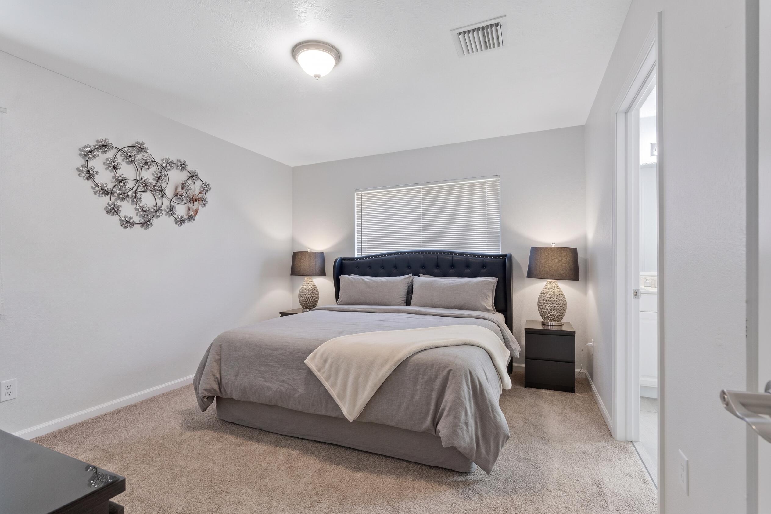 2022 Island Drive Property Photo 11