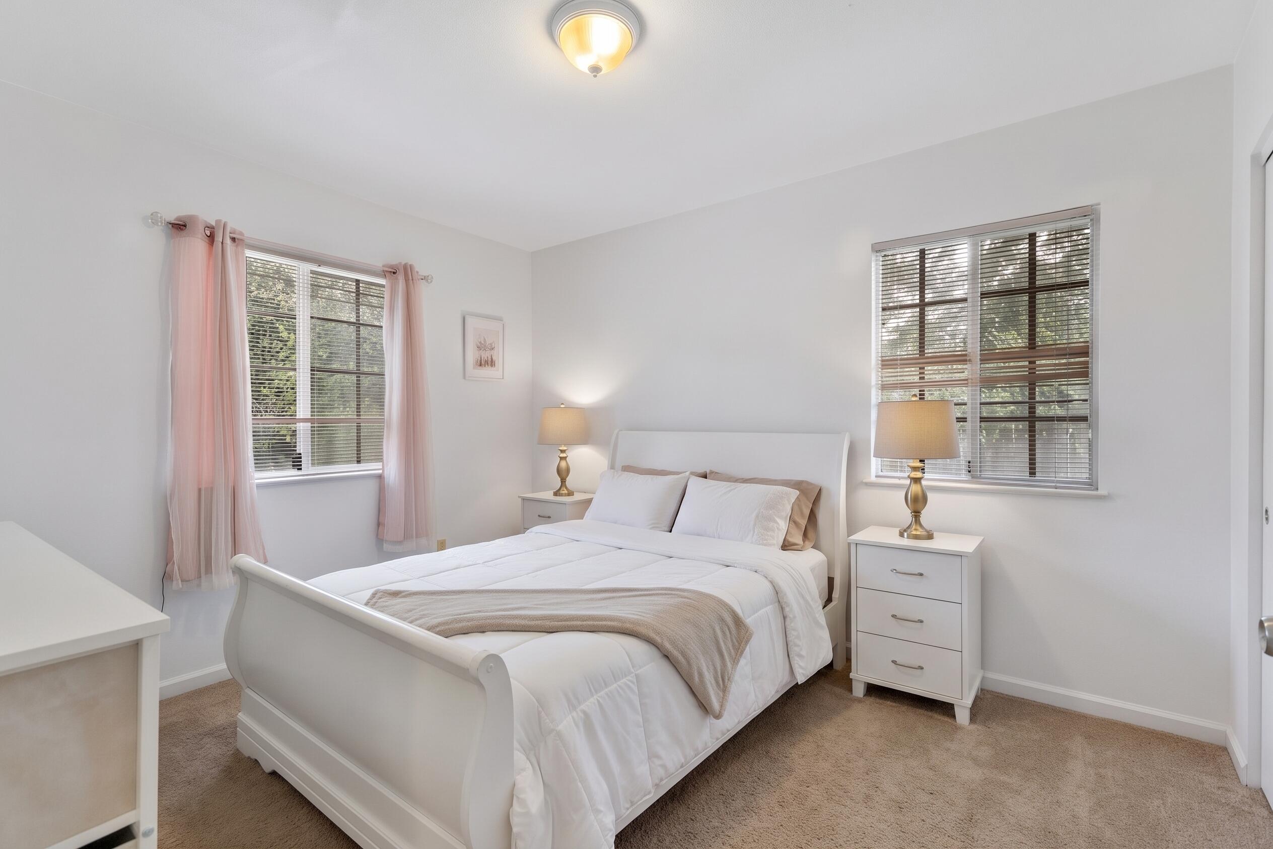 2022 Island Drive Property Photo 14