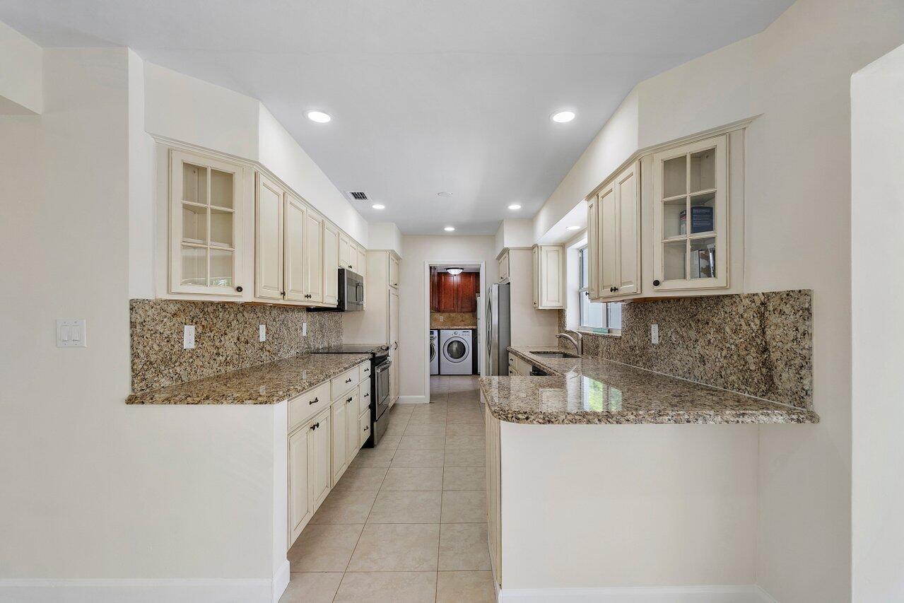 401 Ne 24th Street Property Photo 14