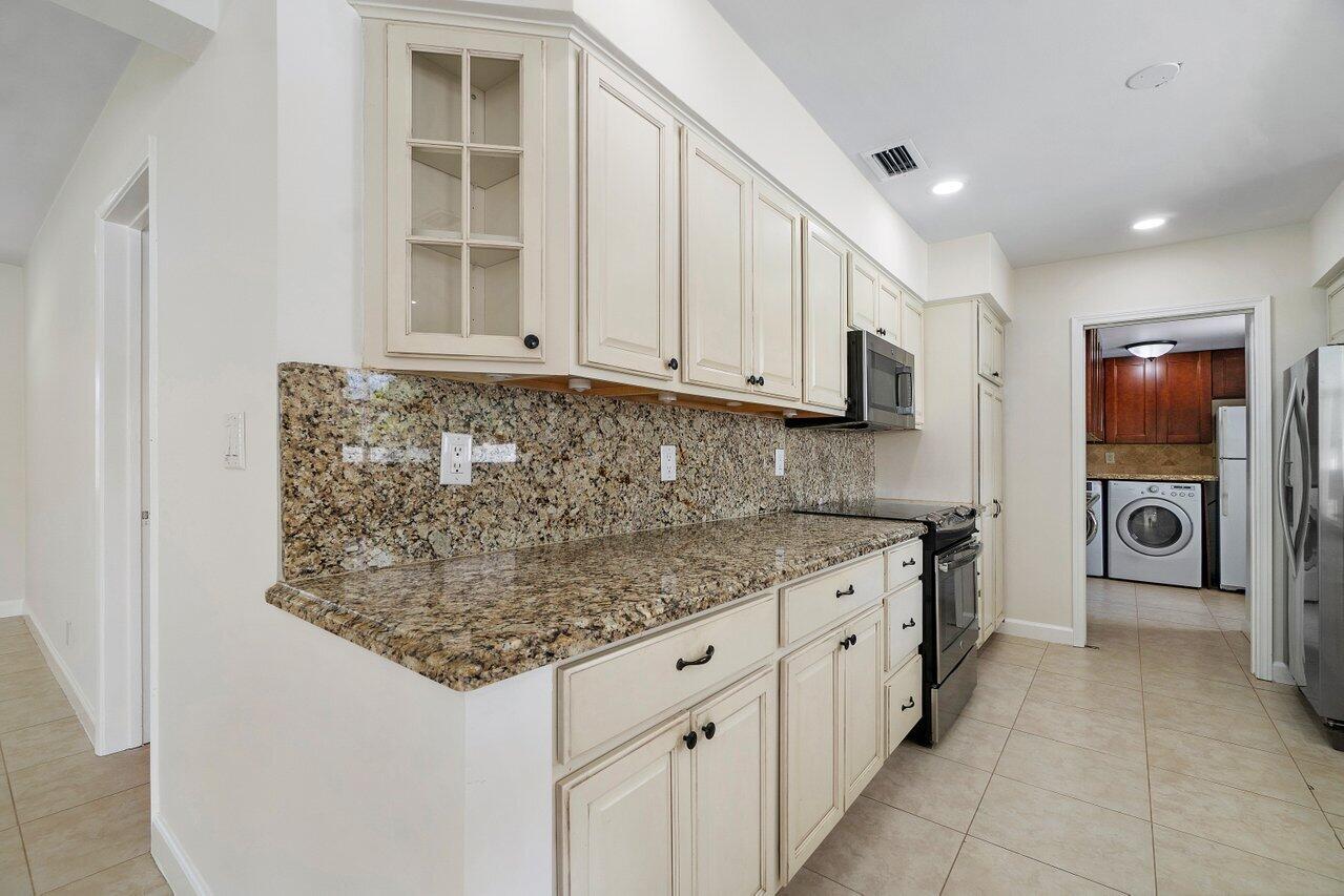 401 Ne 24th Street Property Photo 15