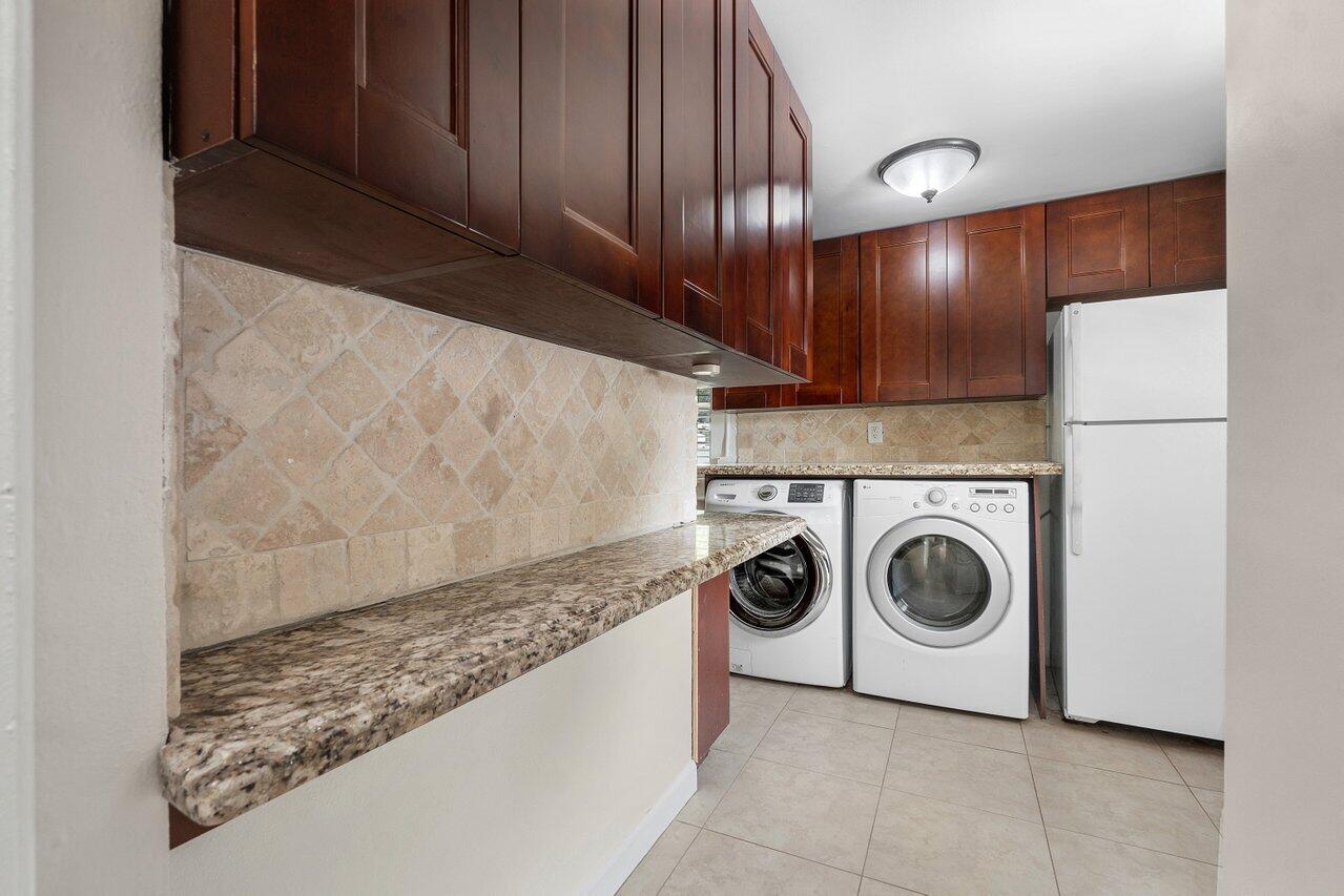 401 Ne 24th Street Property Photo 17