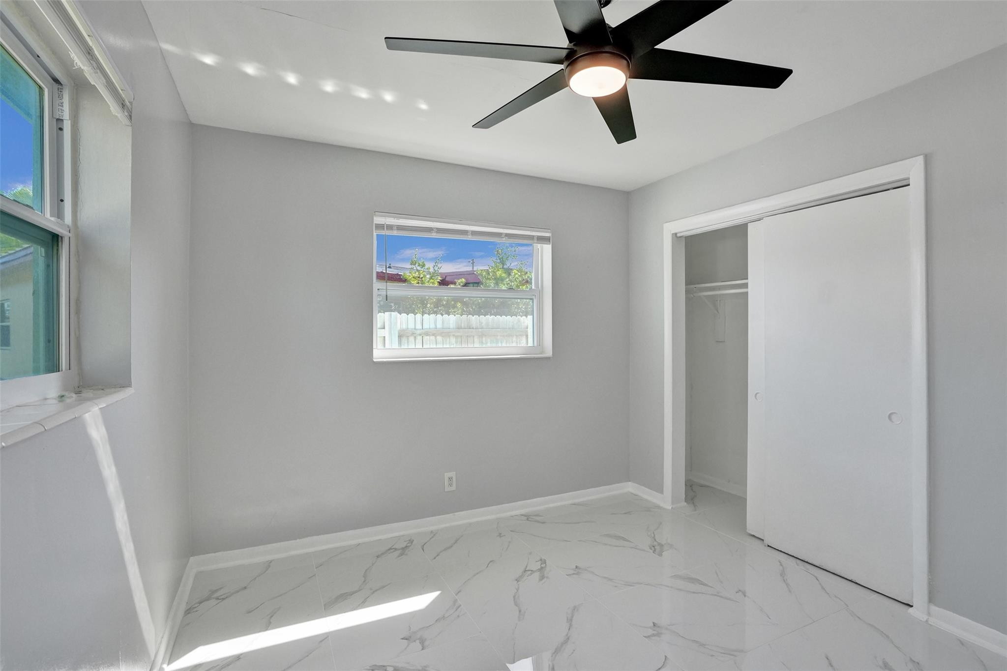 260 Ne 41st Street Property Photo 19